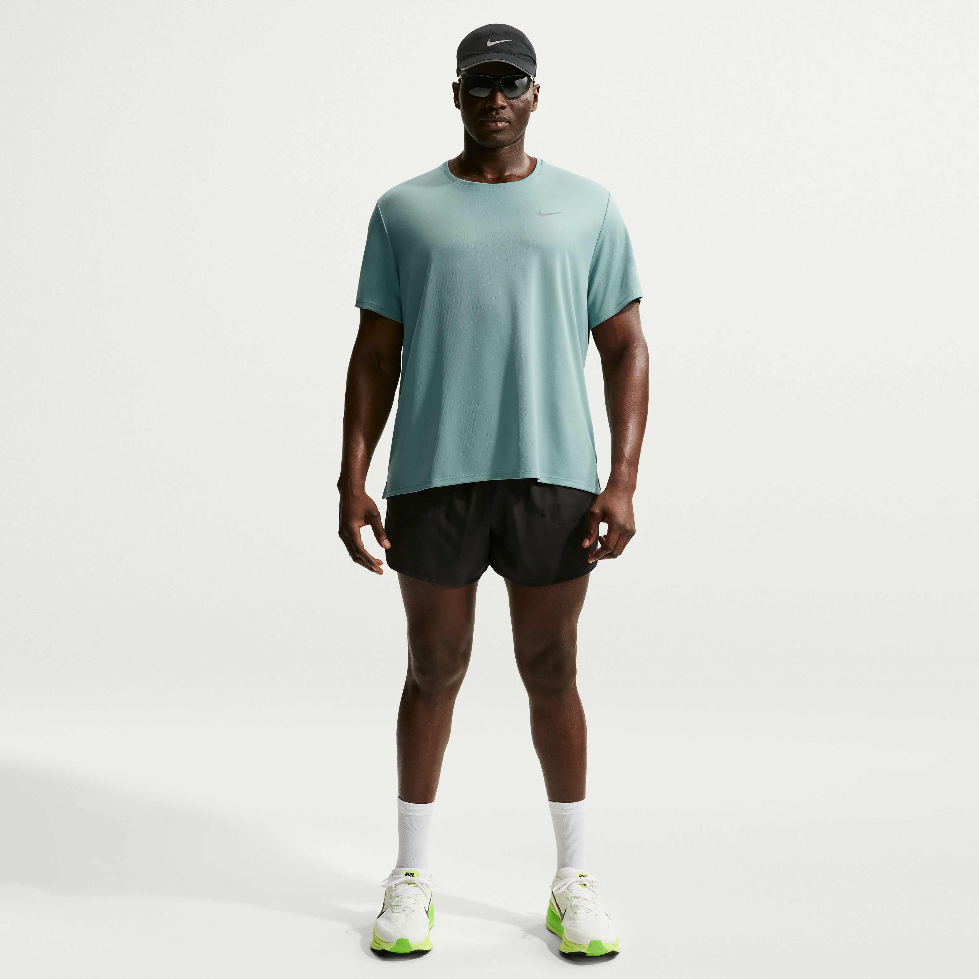 Nike Miler image number 8