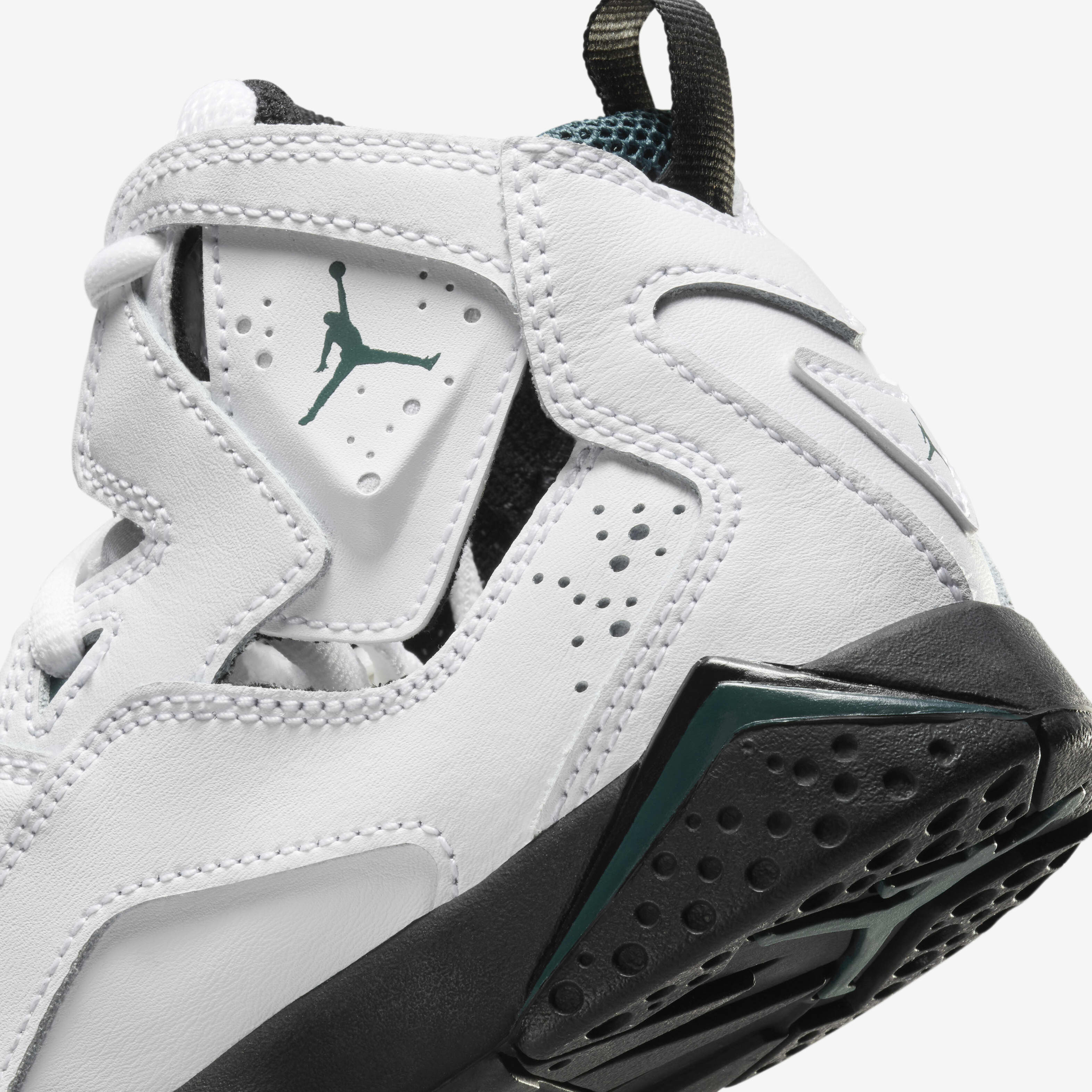 Buy Jordan True Flight Younger Kids Shoes White Oxidised Green Black Nike Kuwait Official