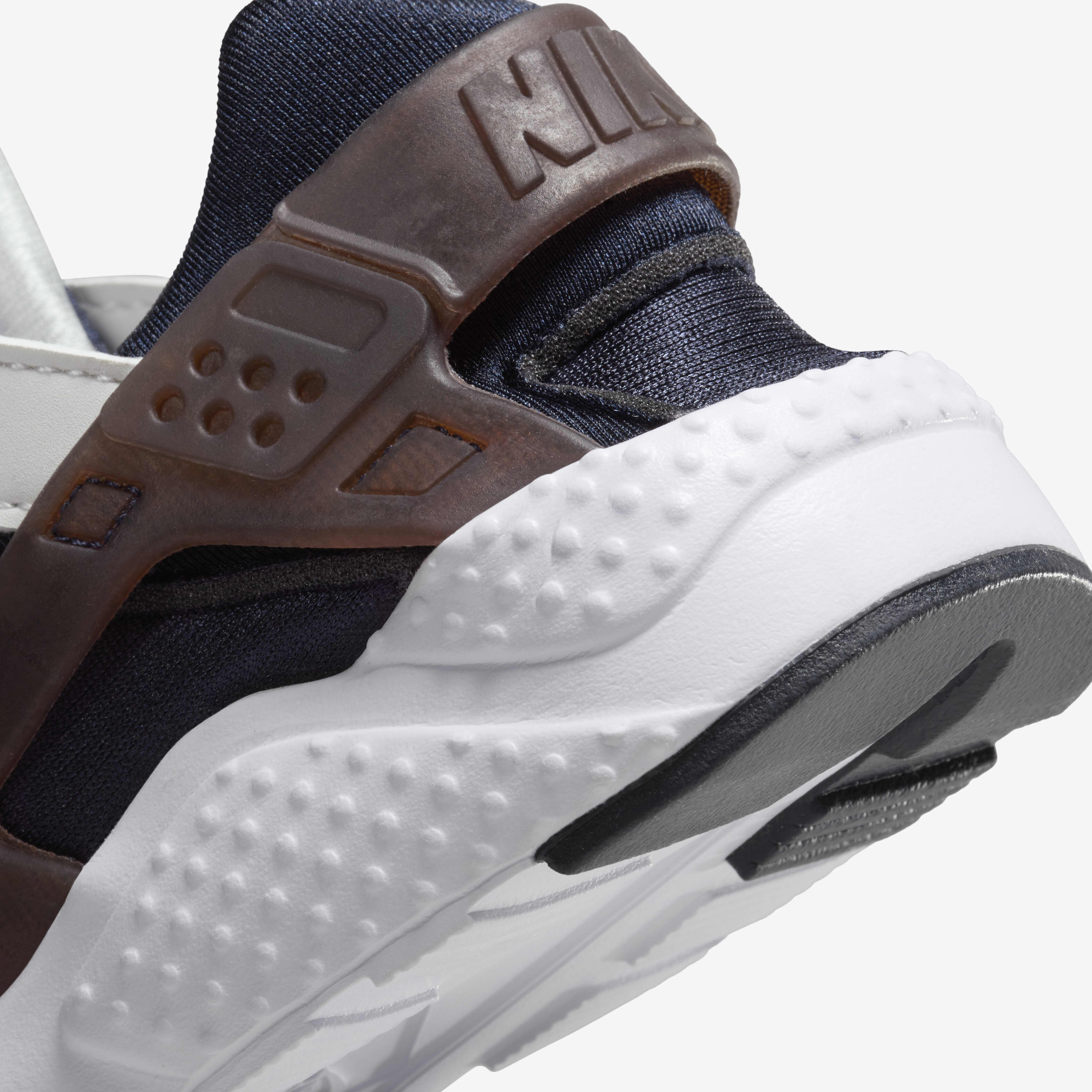 Nike Huarache Run image number 7