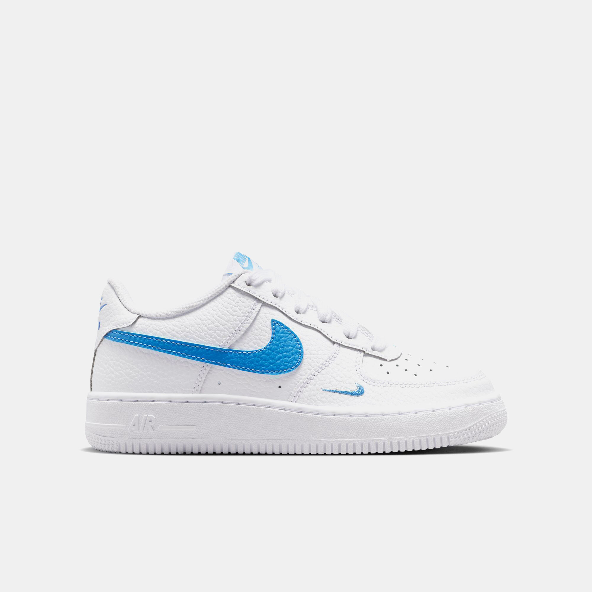 Nike Air Force 1 image number 5