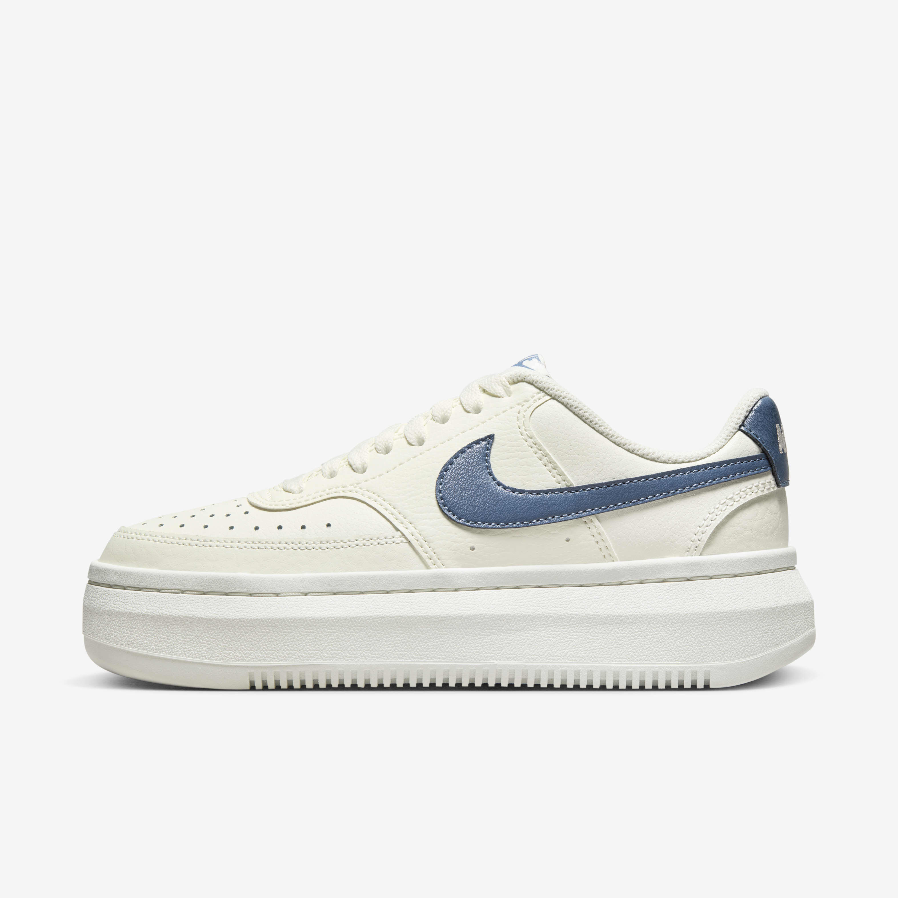 Nike Court Vision Alta image number 0