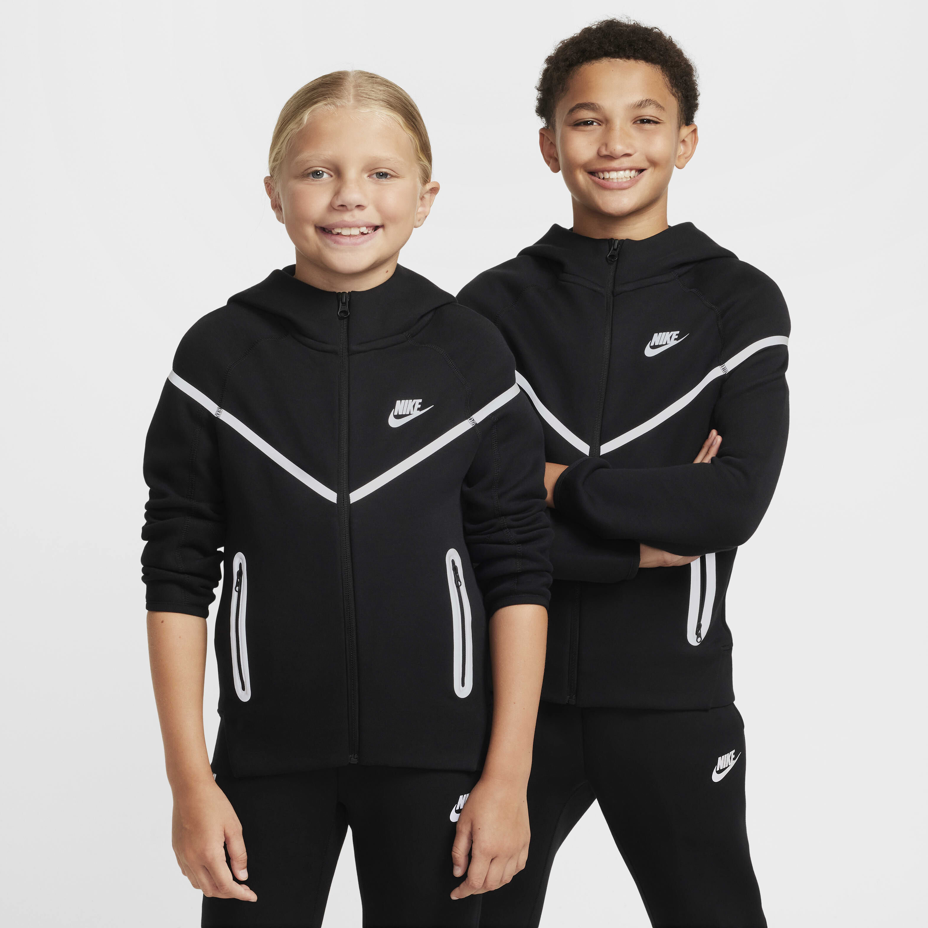 Nike tech boys sales