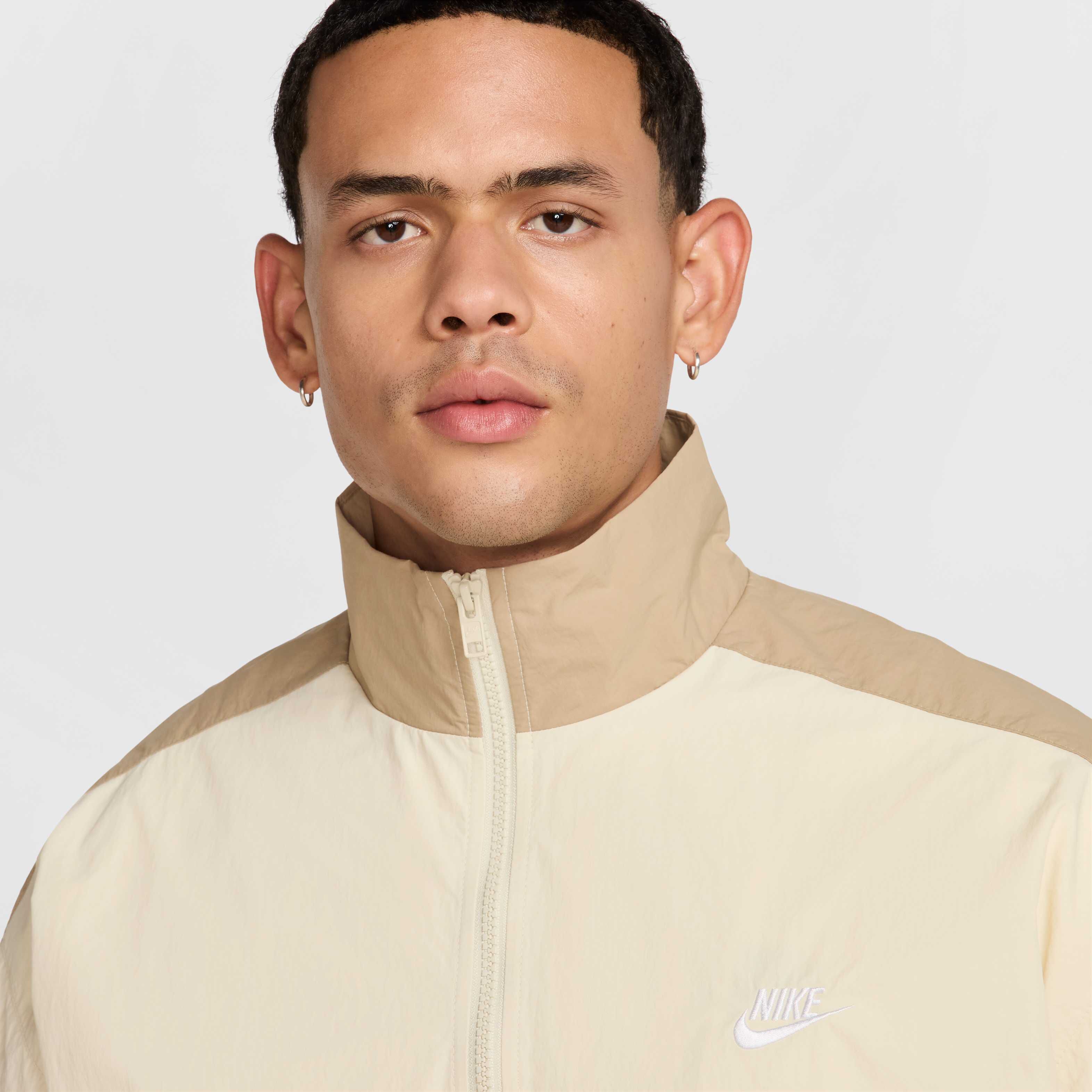 نايكي كلوب image number 2