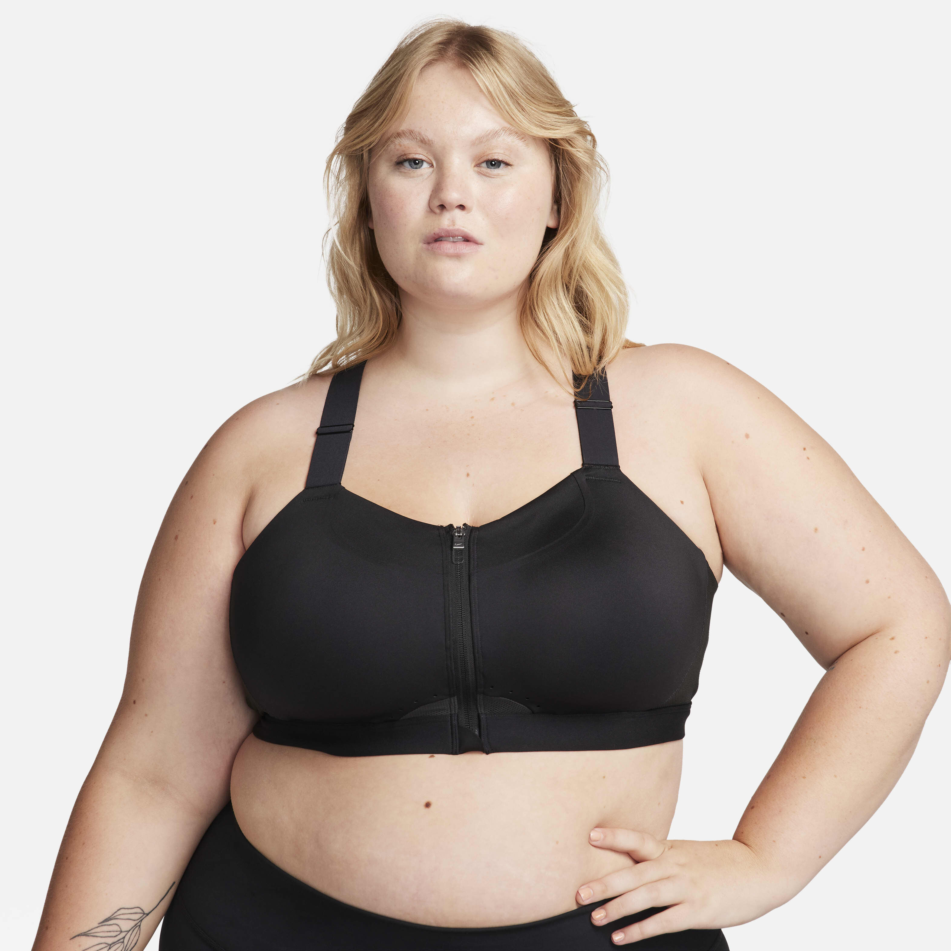 Buy Nike Alpha Women s High Support Padded Zip Front Sports Bra Nike Kuwait Official