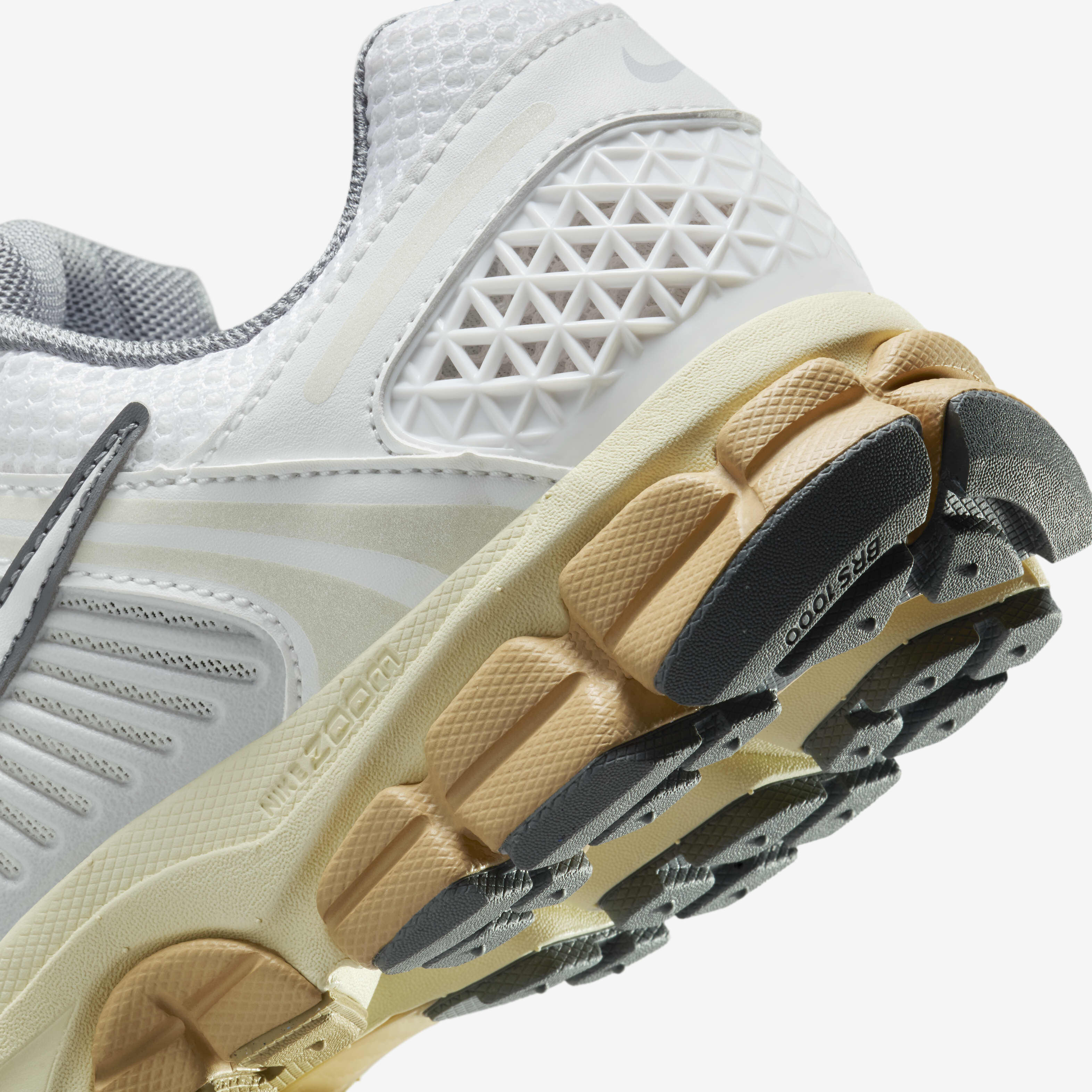 Nike Zoom Vomero 5 image number 7