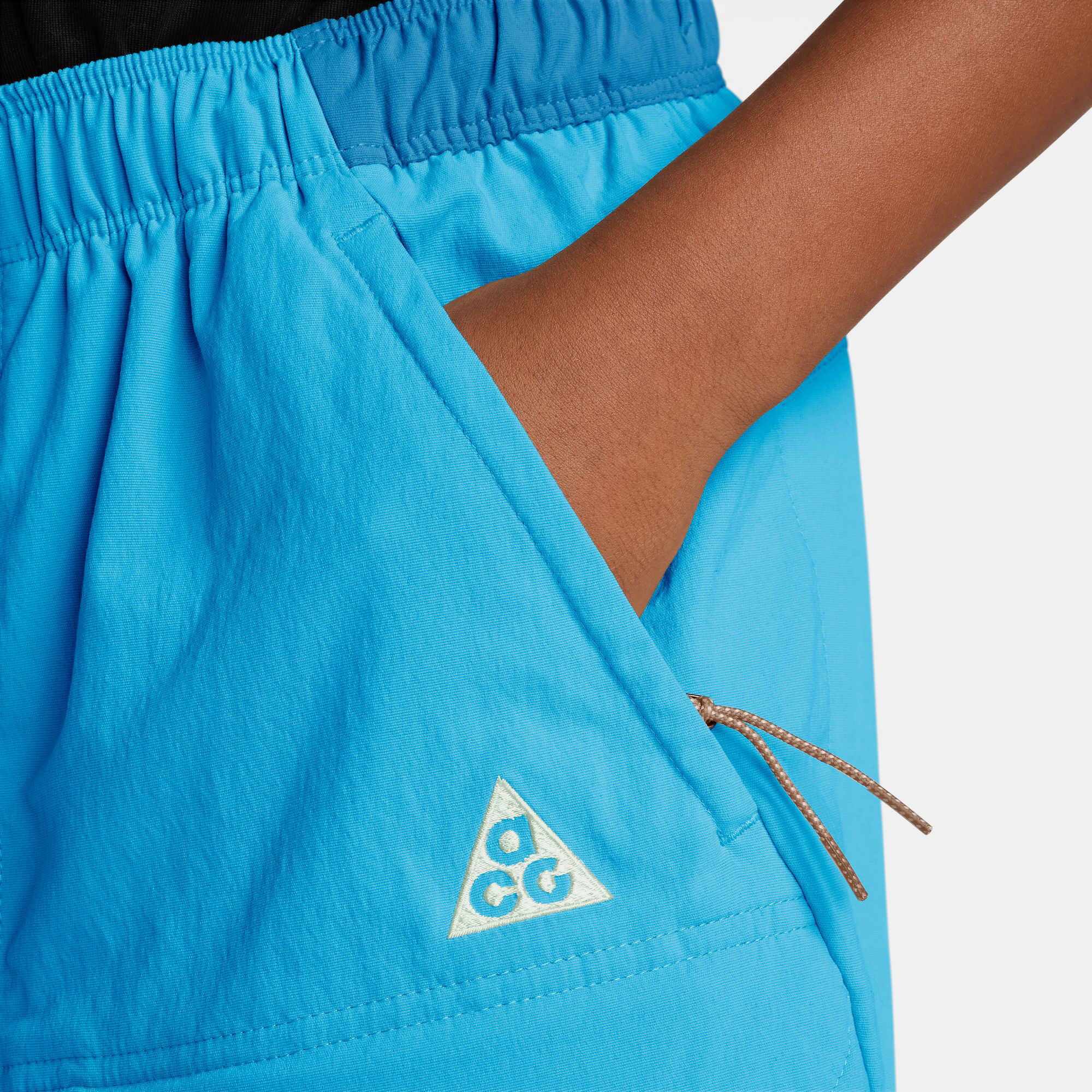 Nike ACG image number 3