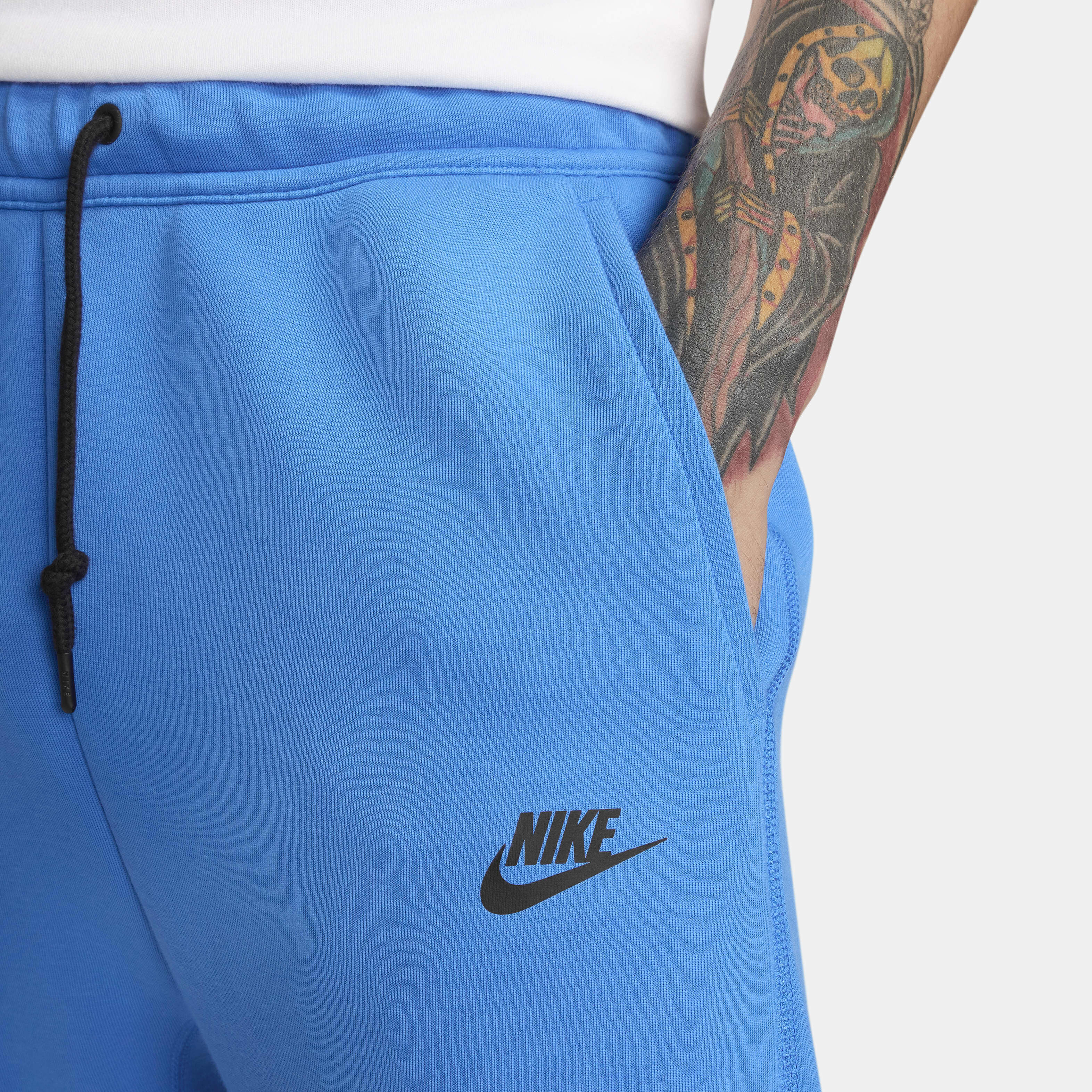 Nike Sportswear Tech Fleece image number 3