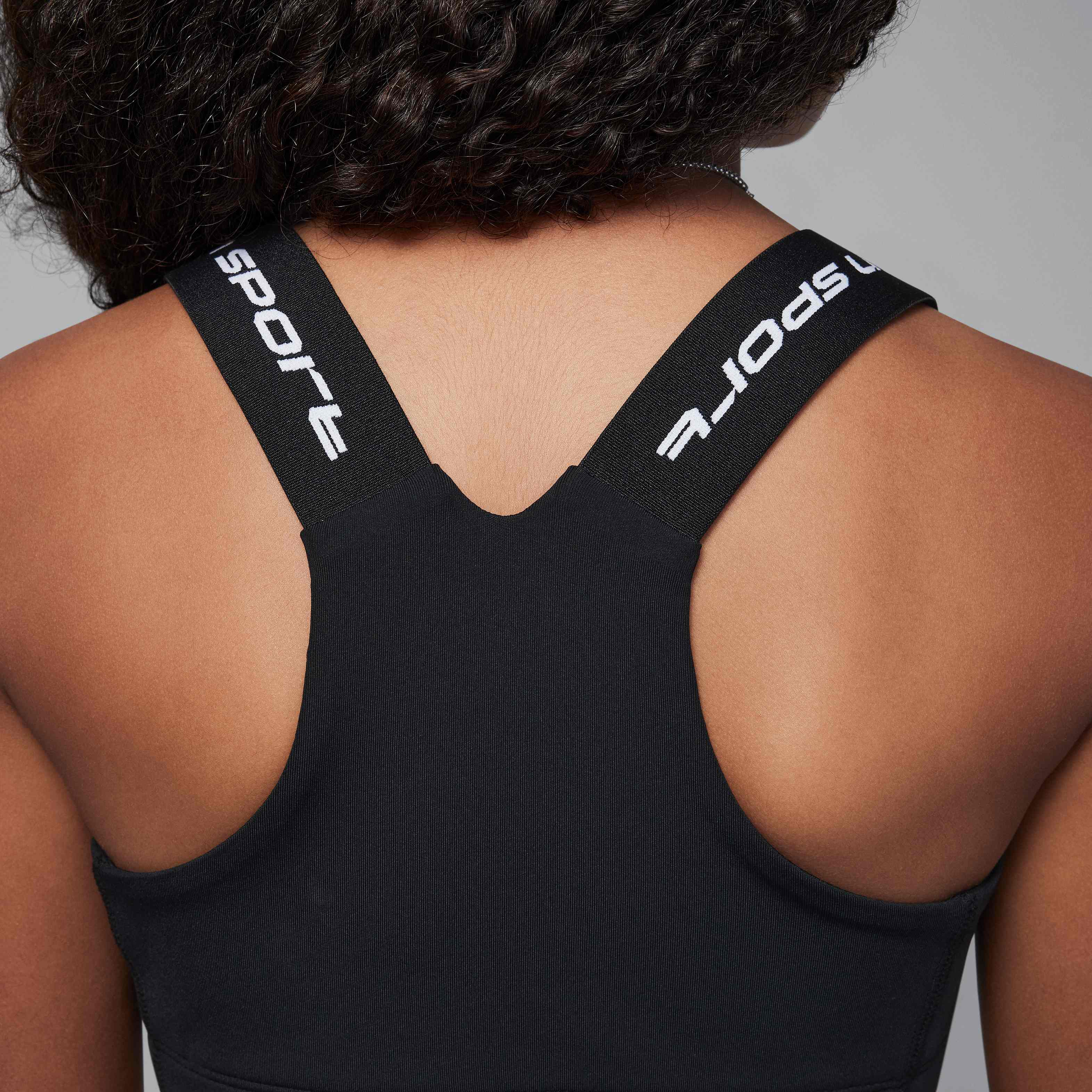 جوردن دراي-فت سبورت image number 4