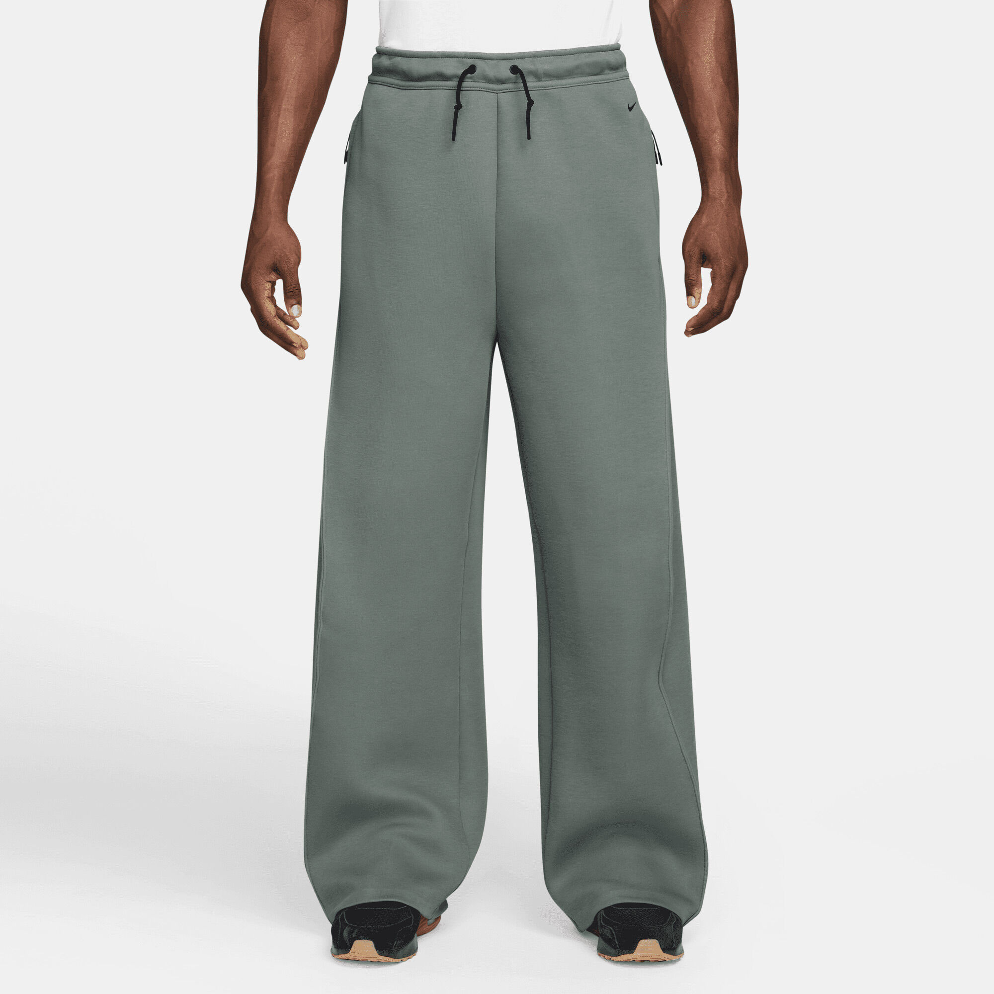 Nike Tech image number 0