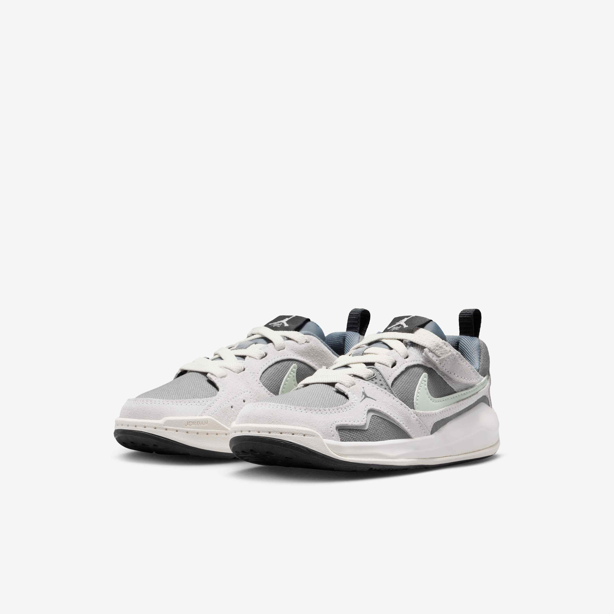 Zoom image
