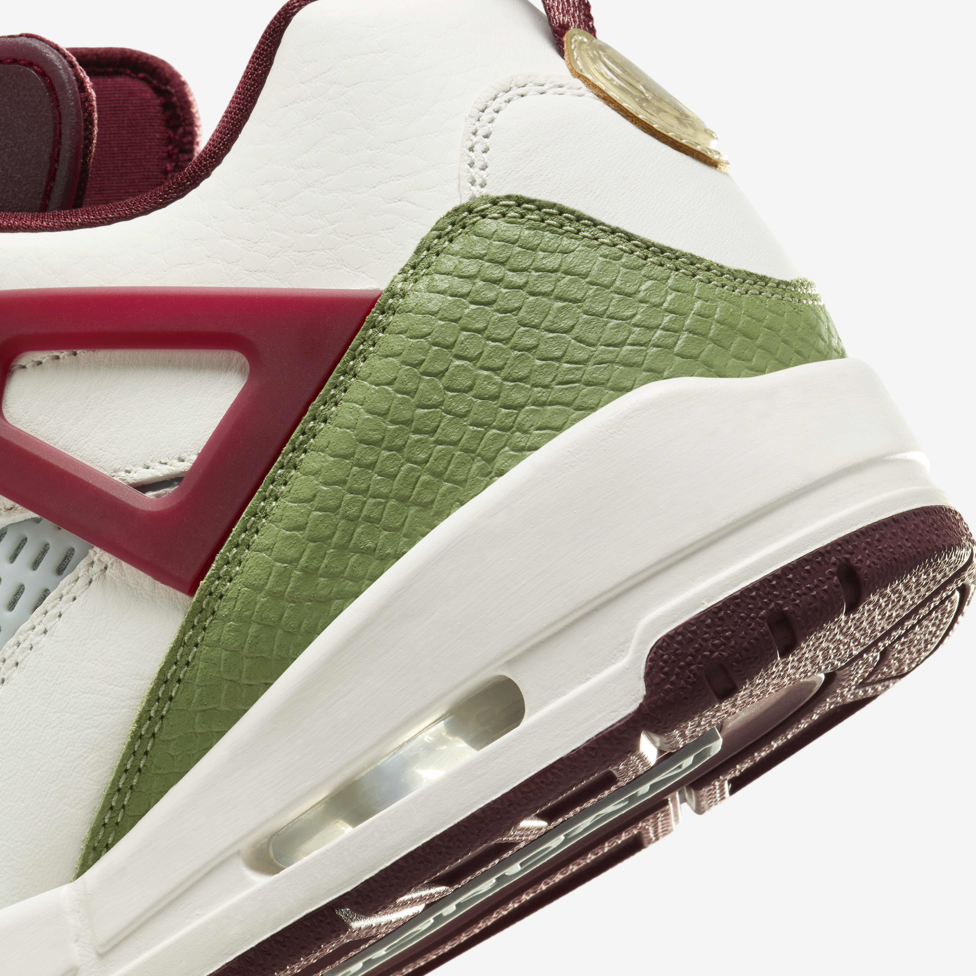 جوردن سبيزيكي لو لونار نيويير image number 7