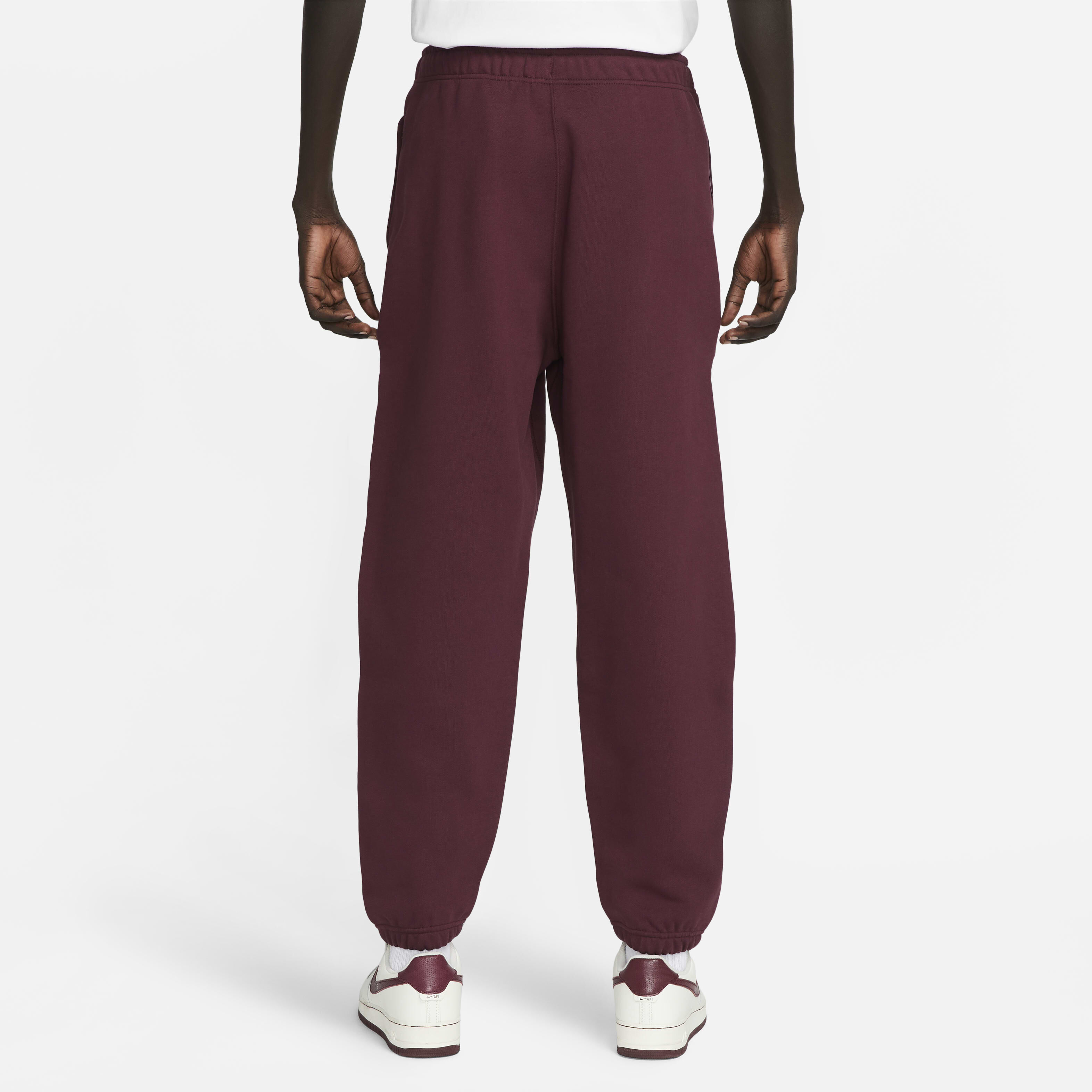 Nike Solo Swoosh image number 1