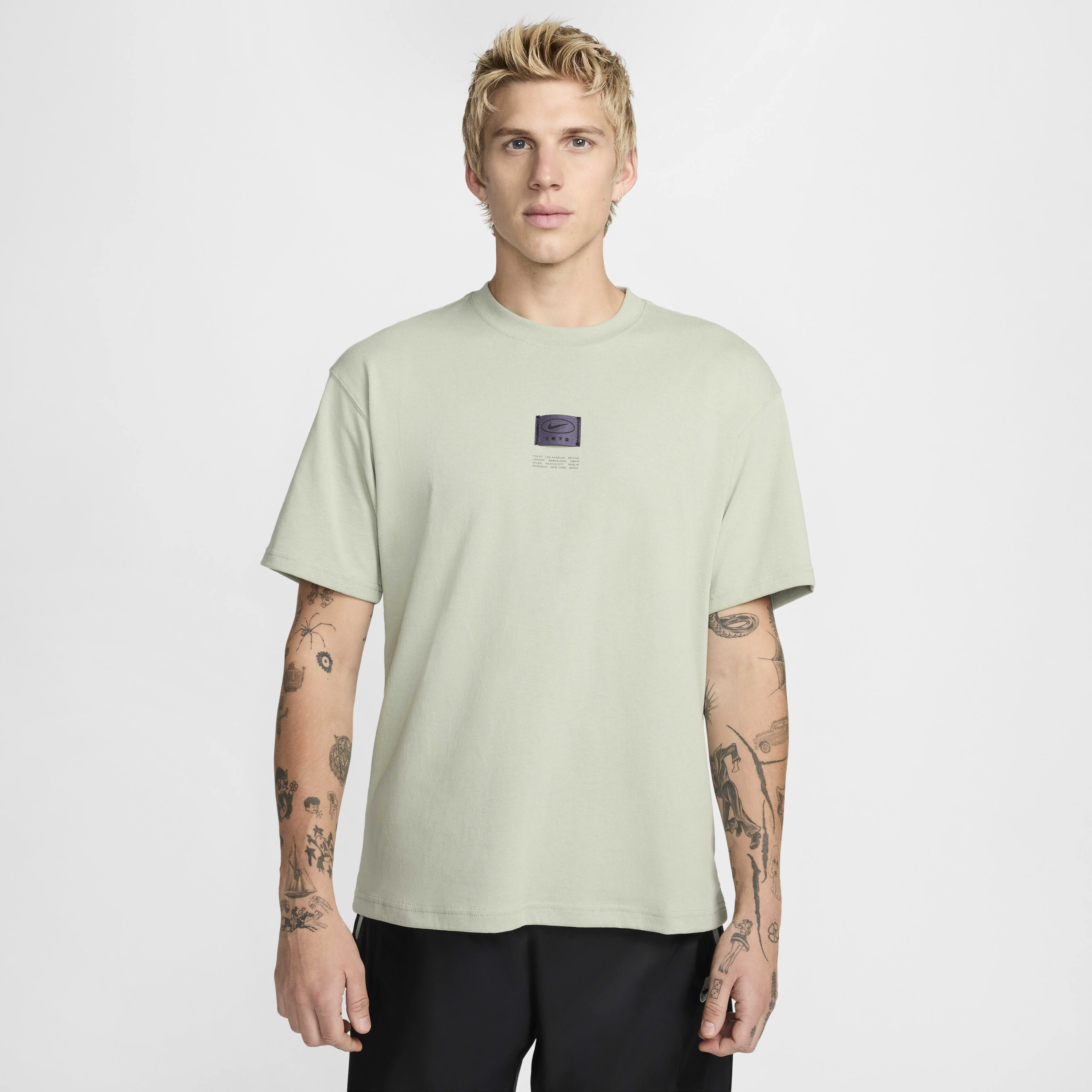 ★Nike★ Sportswear Club T-Shirt M Jade Horizon FV0376370 FV Amazon.com: Nike Sportswear Men's T-Shirt (Jade Horizon