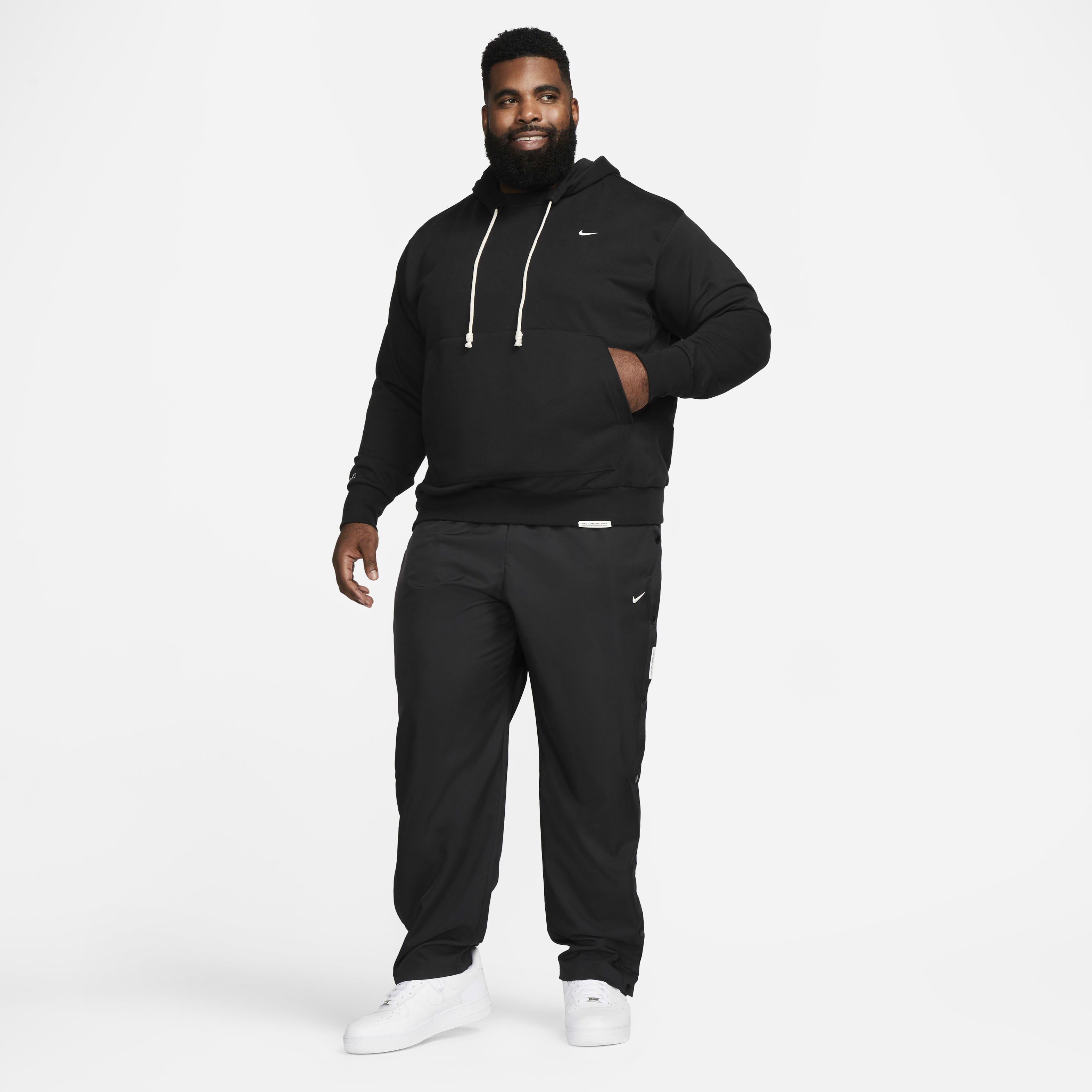 Nike Standard Issue image number 12