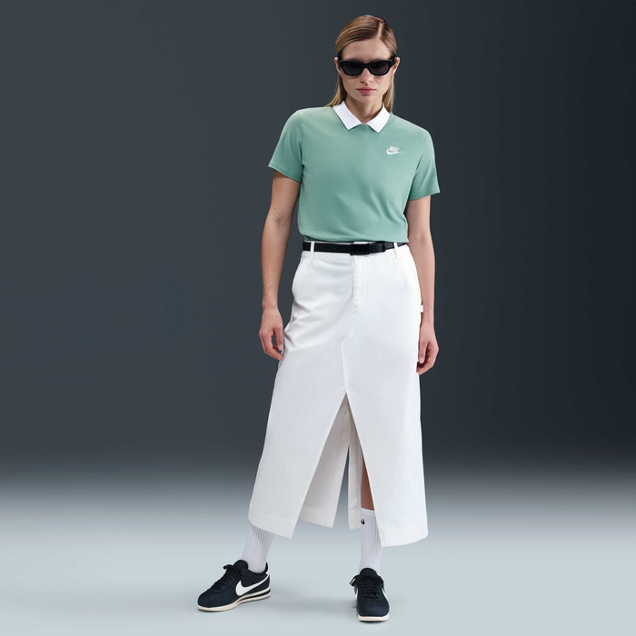 Nike Sportswear Club Essentials image number 3 Nike Sportswear Club Essentials image number 3