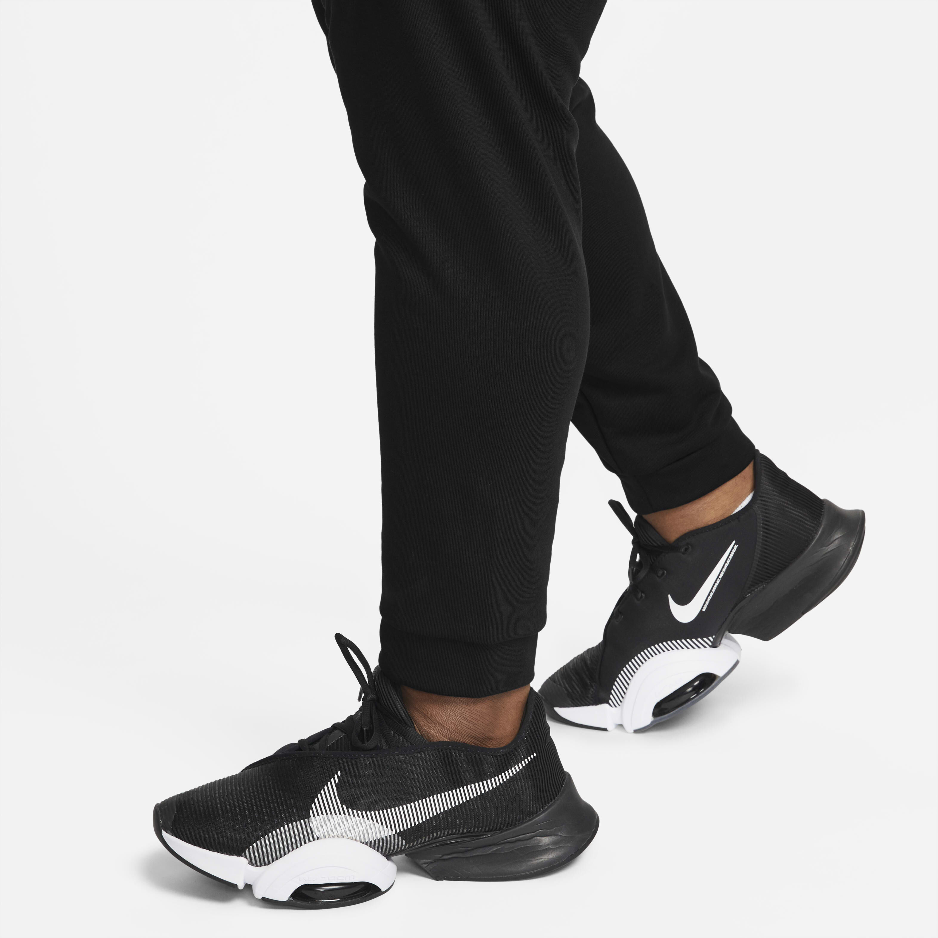 Buy Nike Dry Graphic Men s Dri FIT Taper Fitness Trousers Nike Kuwait Official