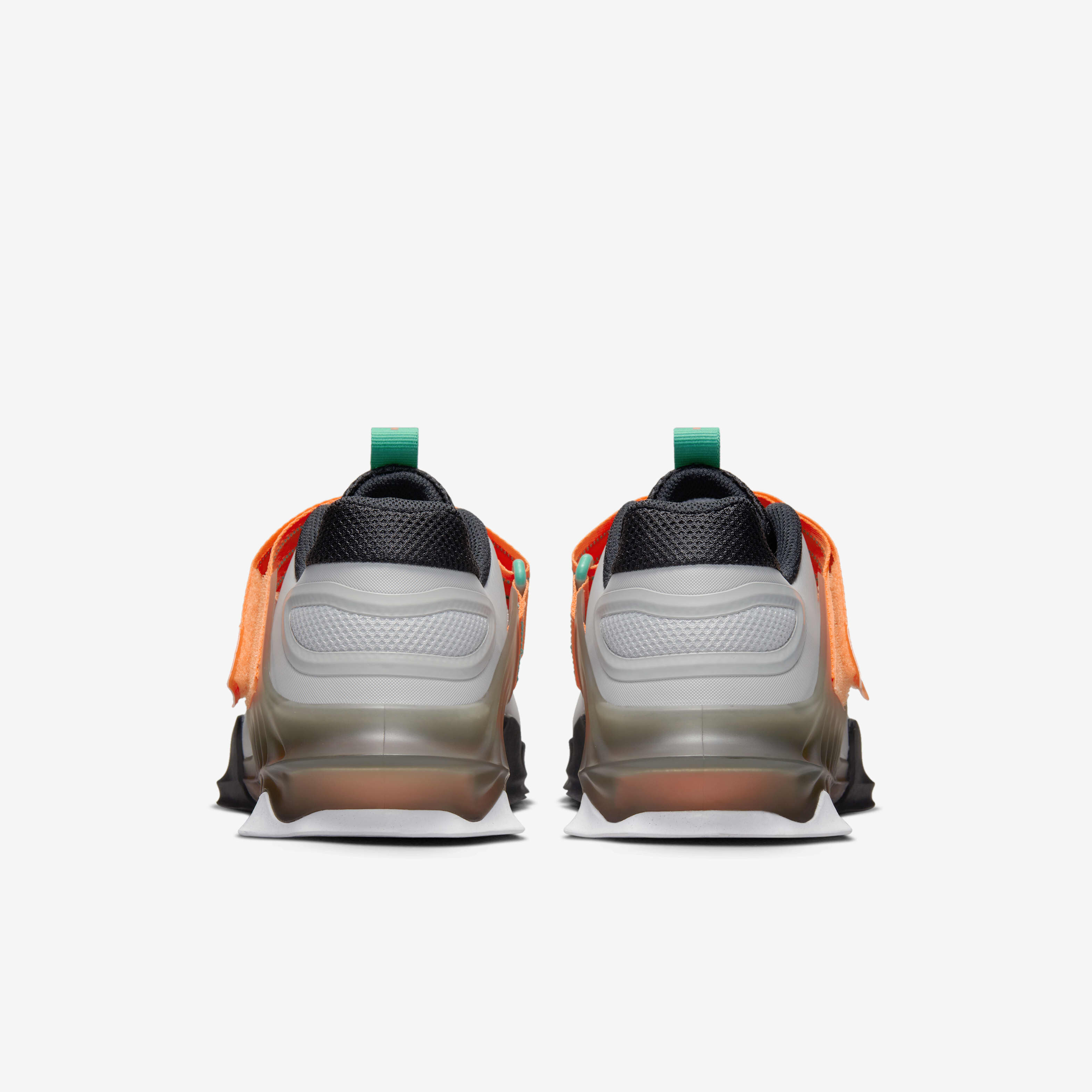 Nike Savaleos image number 5