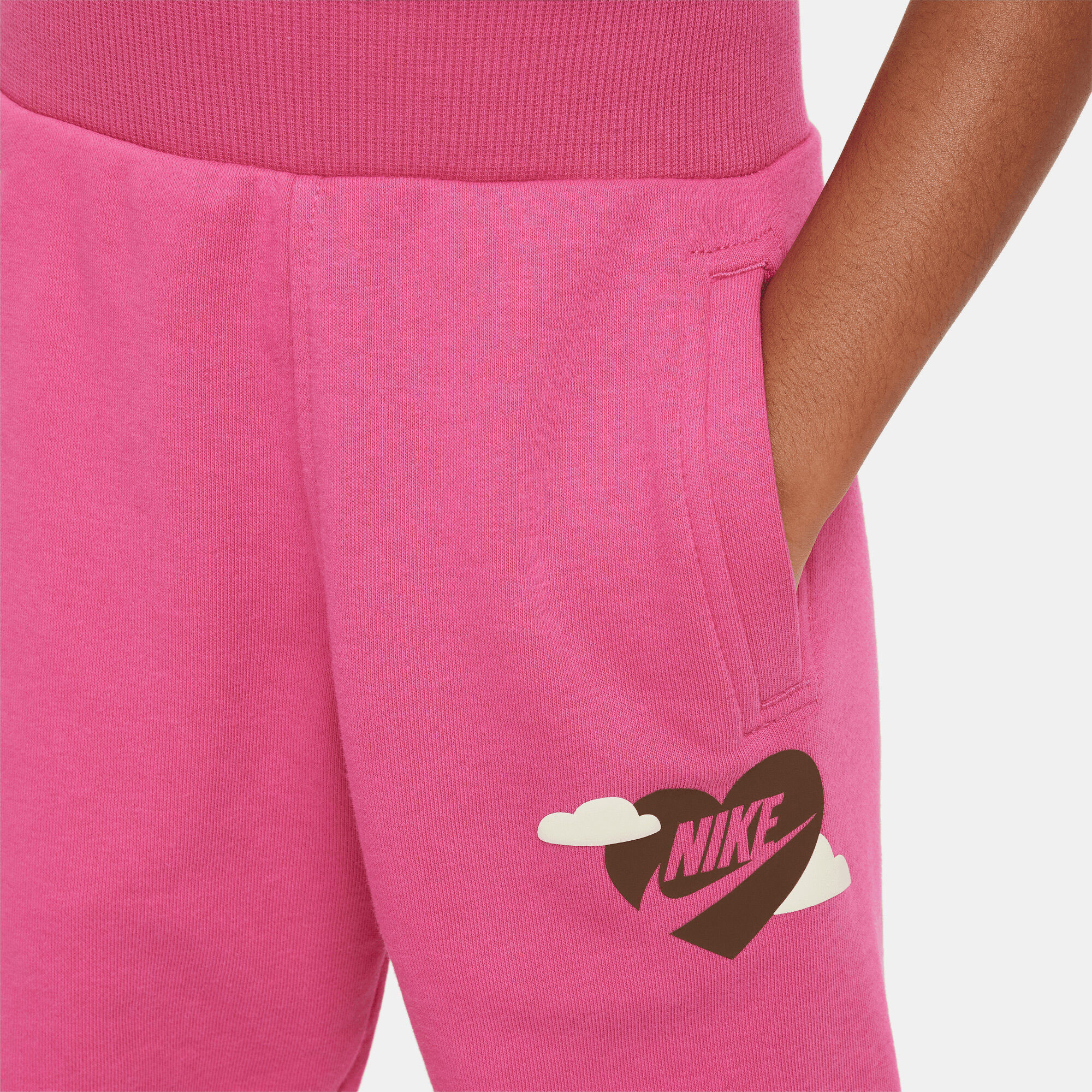 Nike Sweet Swoosh image number 2