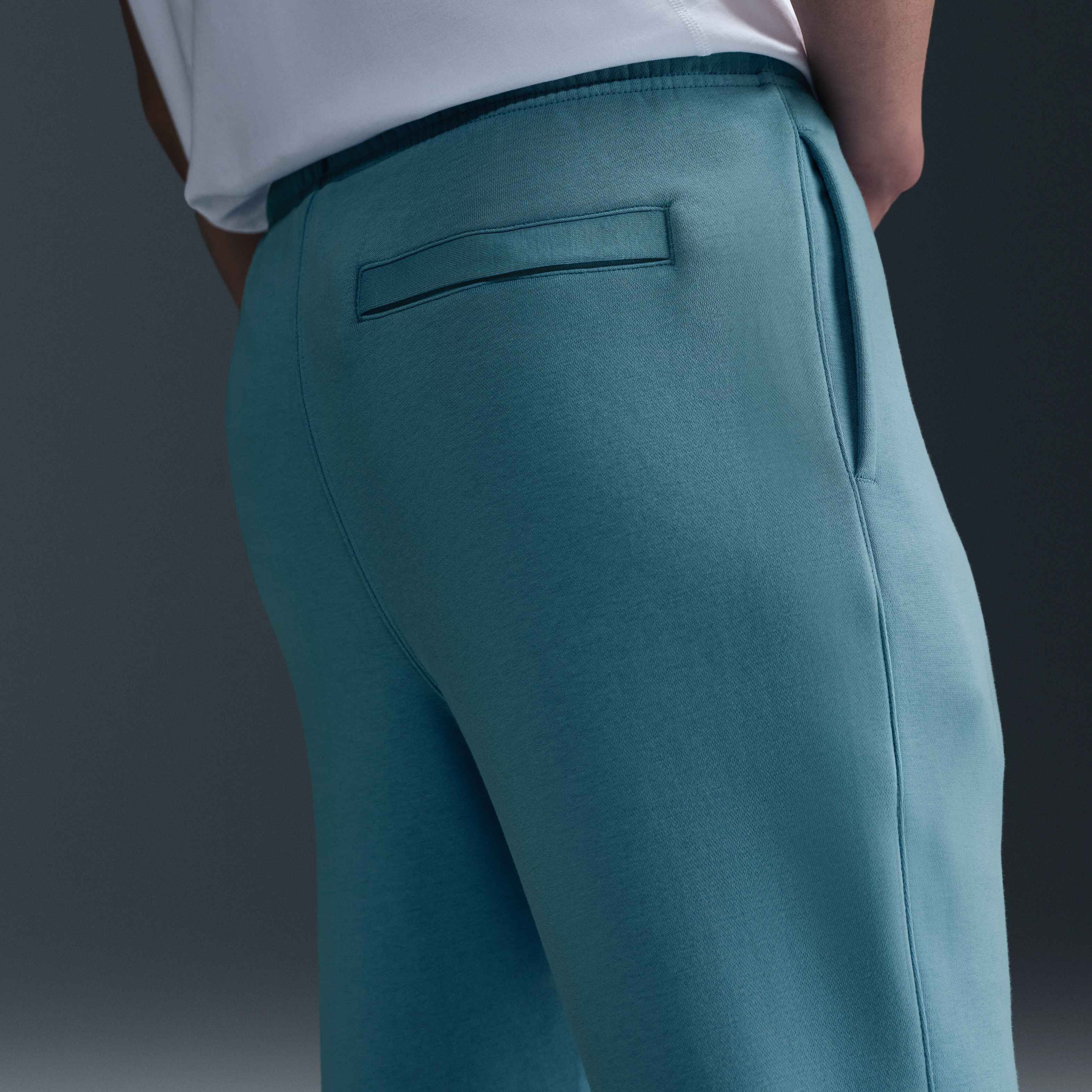 نايكي كلوب image number 2