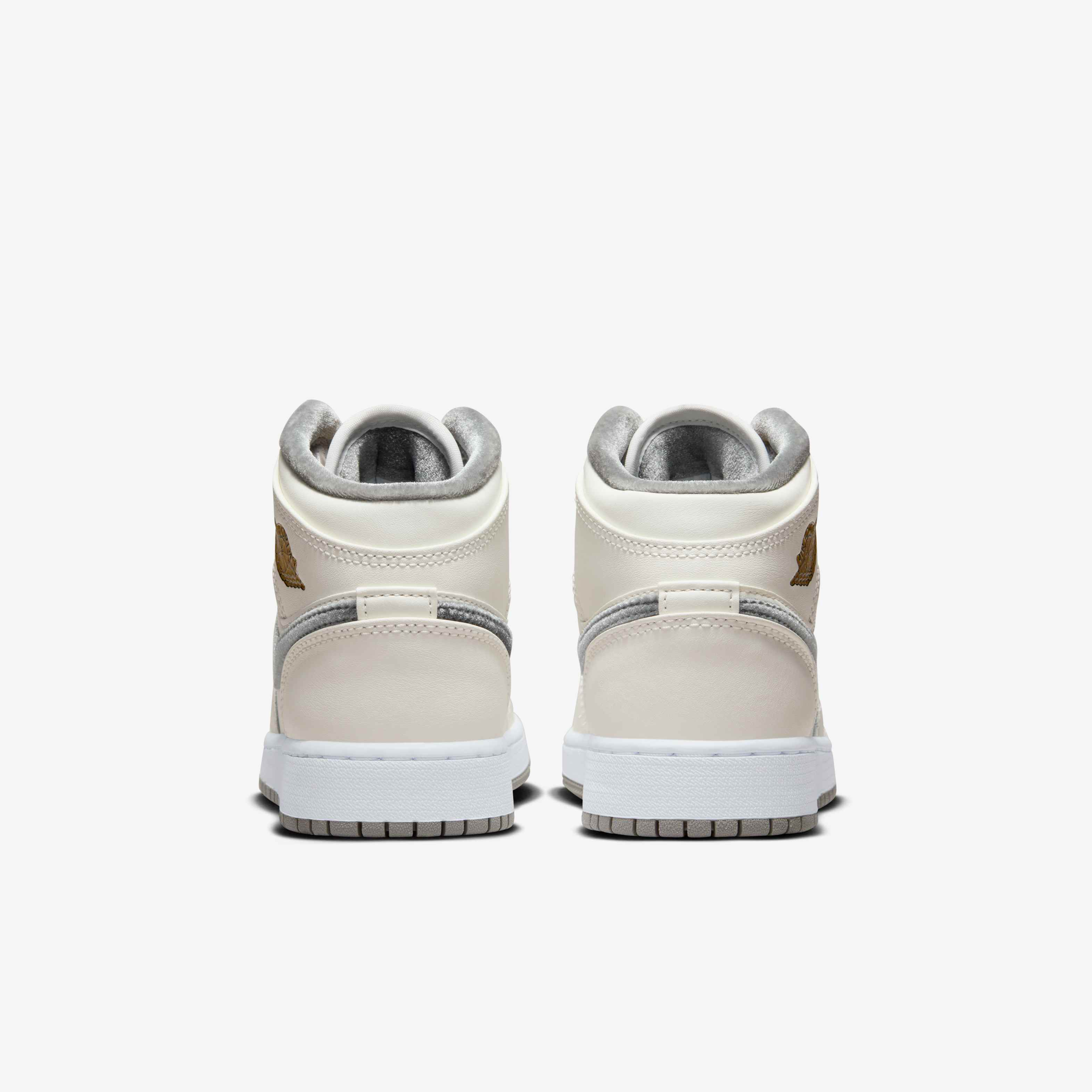 اير جوردن 1 ميد SE image number 5