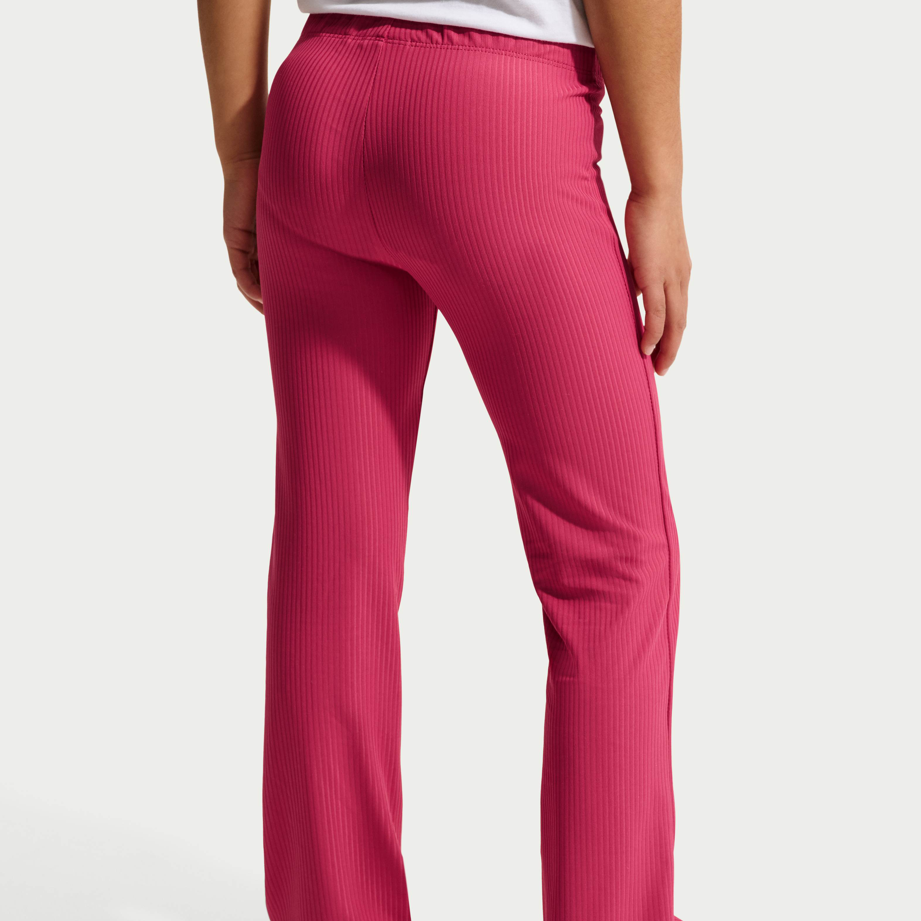 نايكي كوزي image number 4