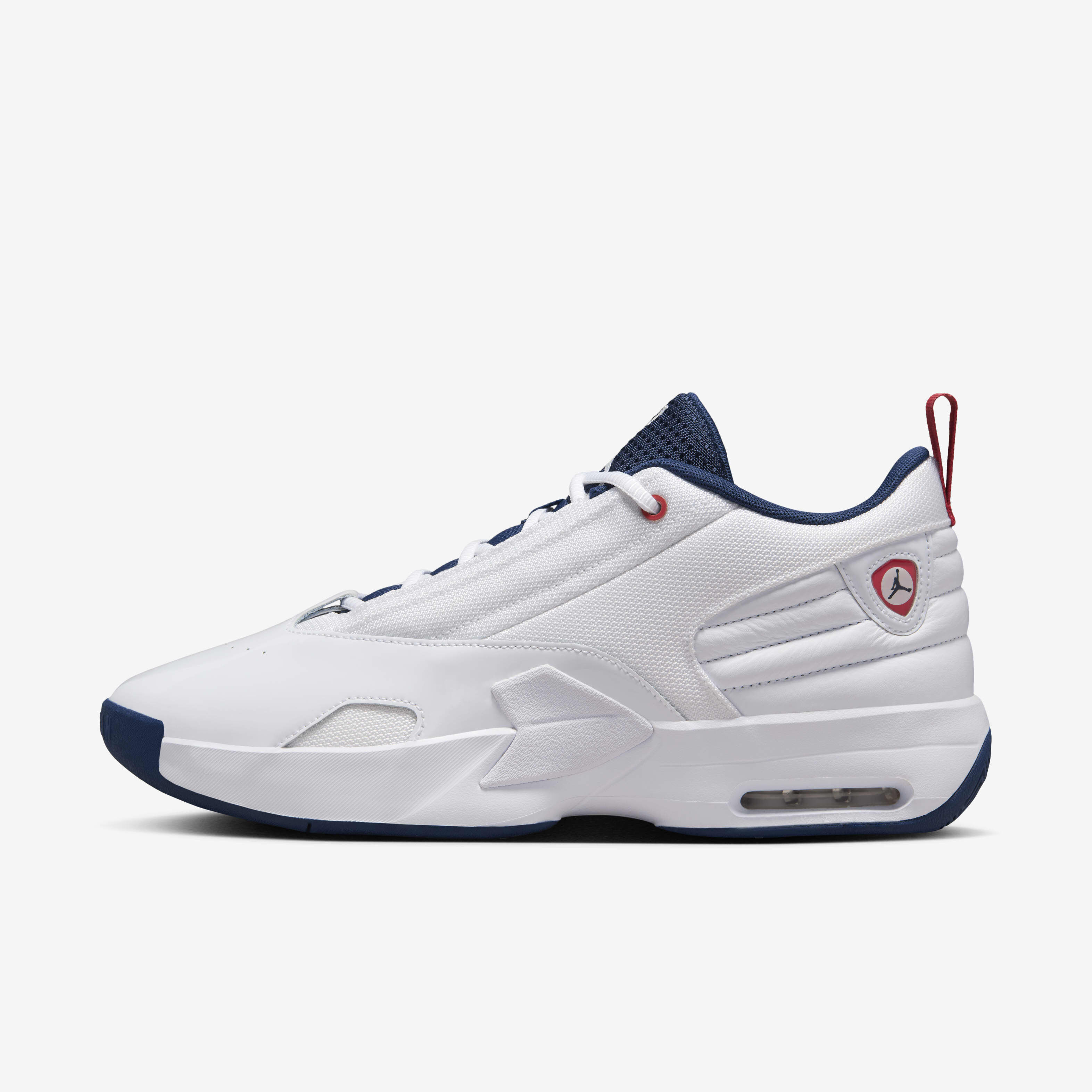 Boys jordan max aura discount
