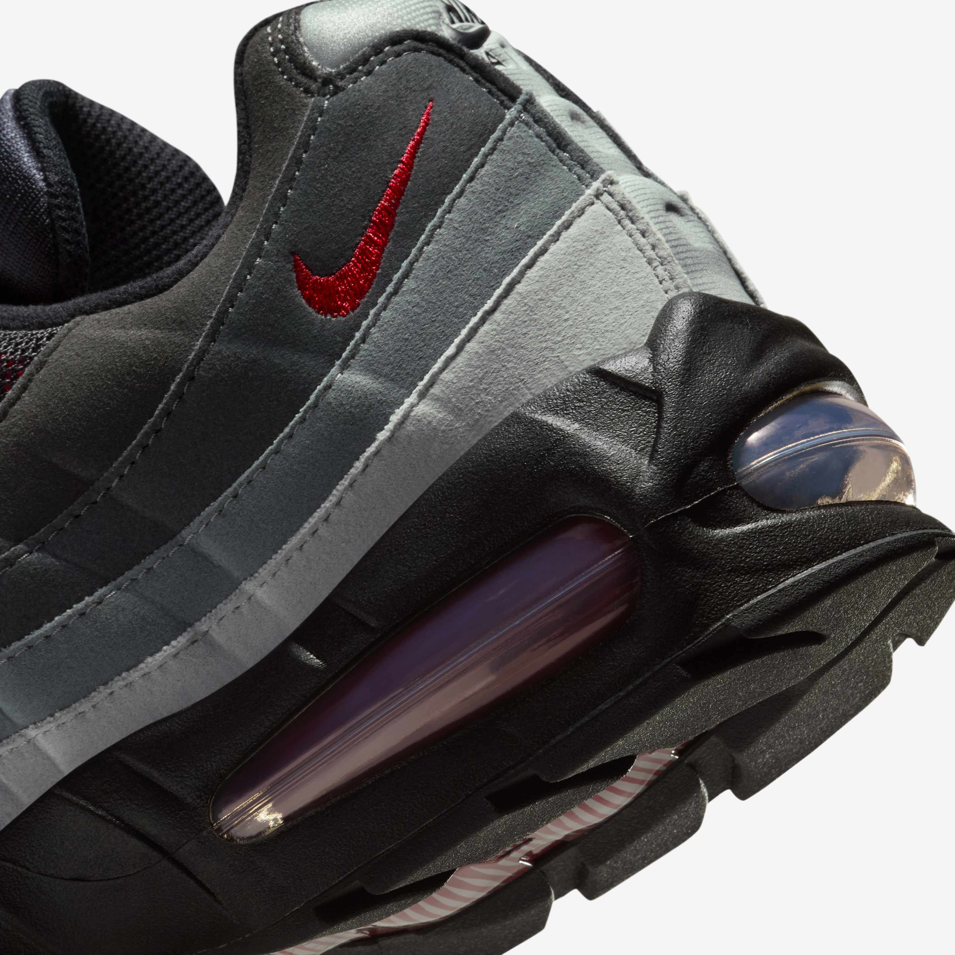 Nike Air Max 95 image number 7