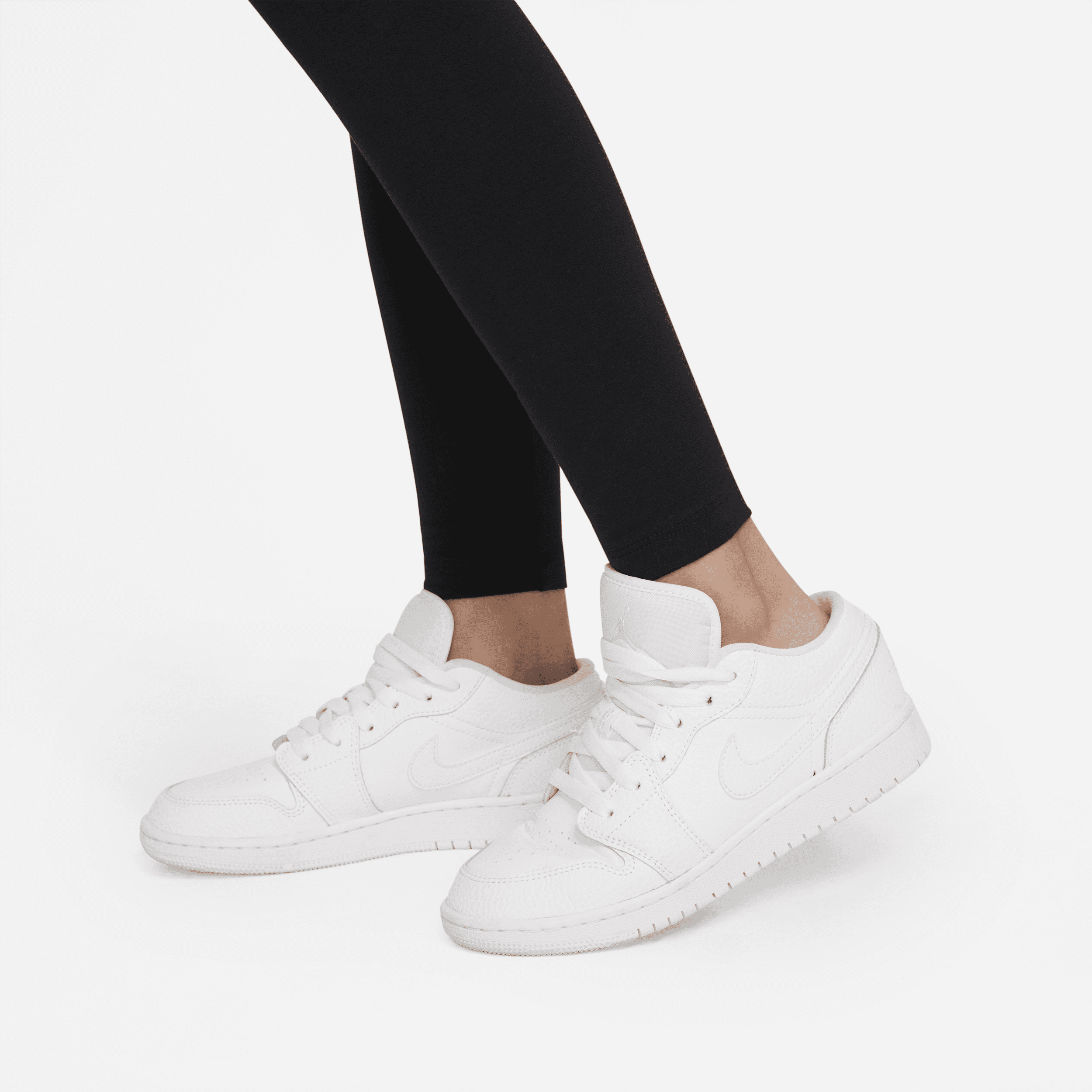 Jordan image number 3