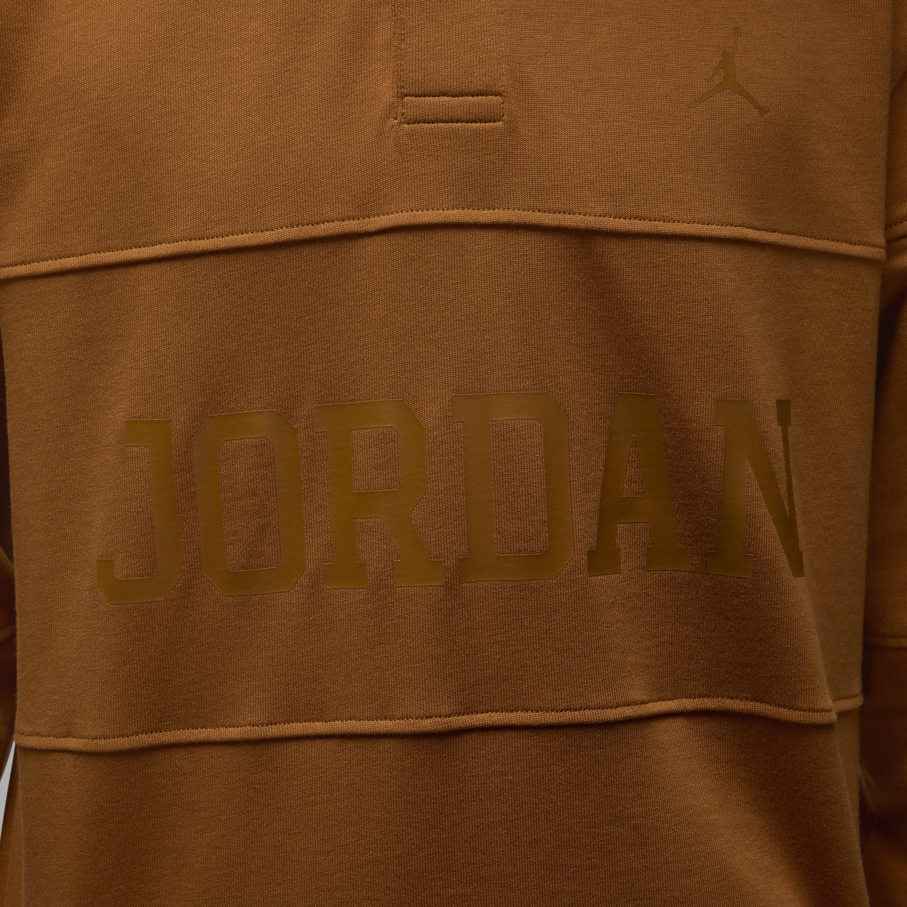 Jordan Essentials image number 3