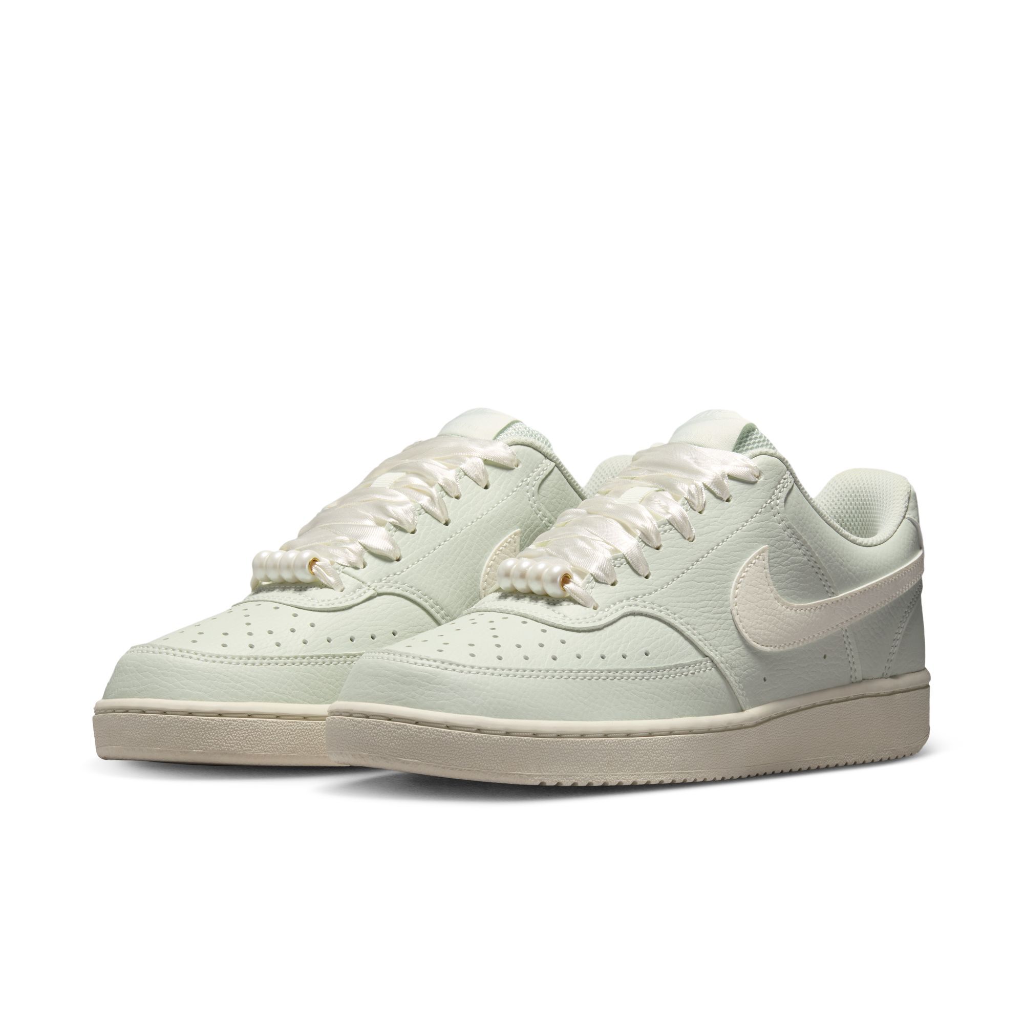 Nike Court Vision Low image number 2
