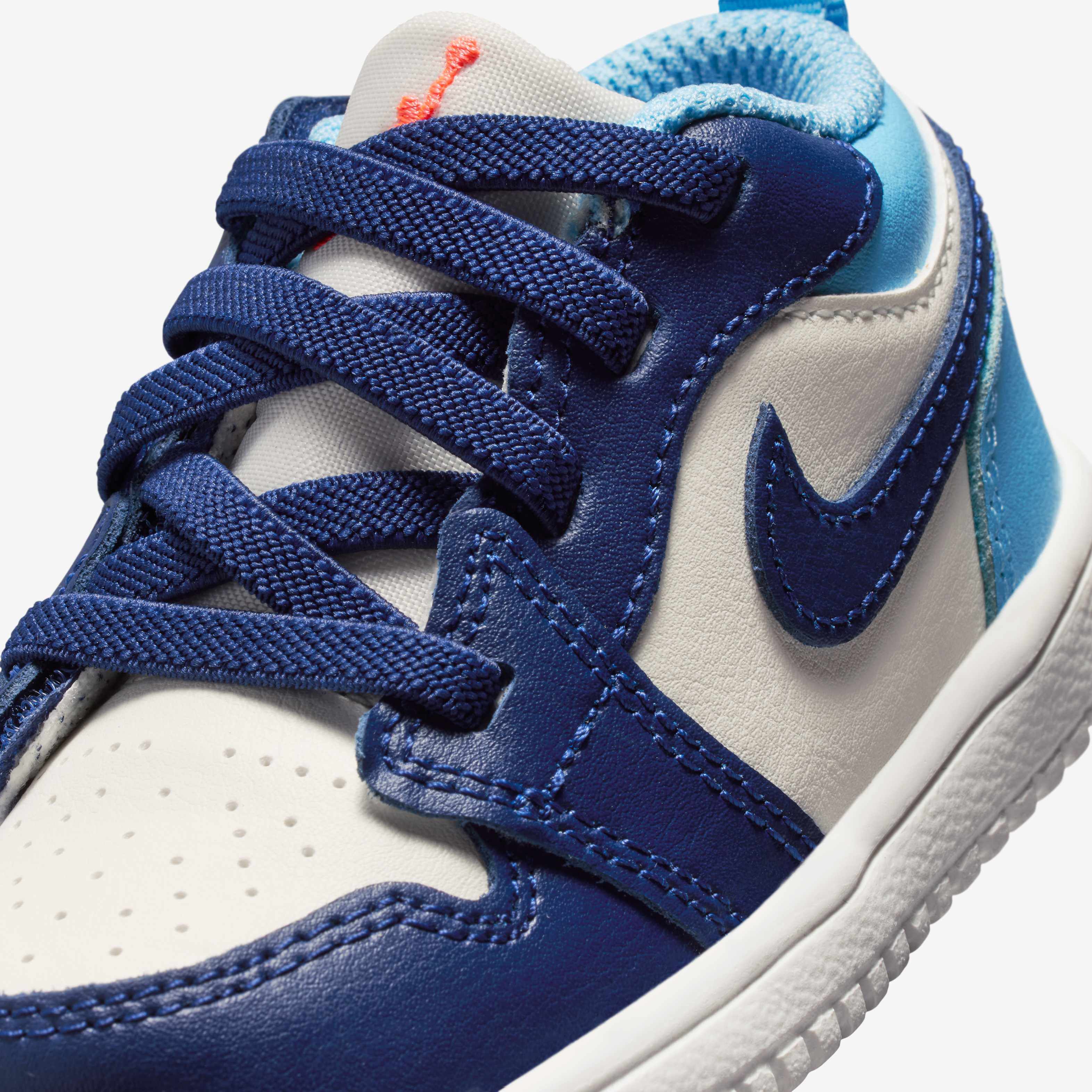 Jordan 1 Low Alt image number 6