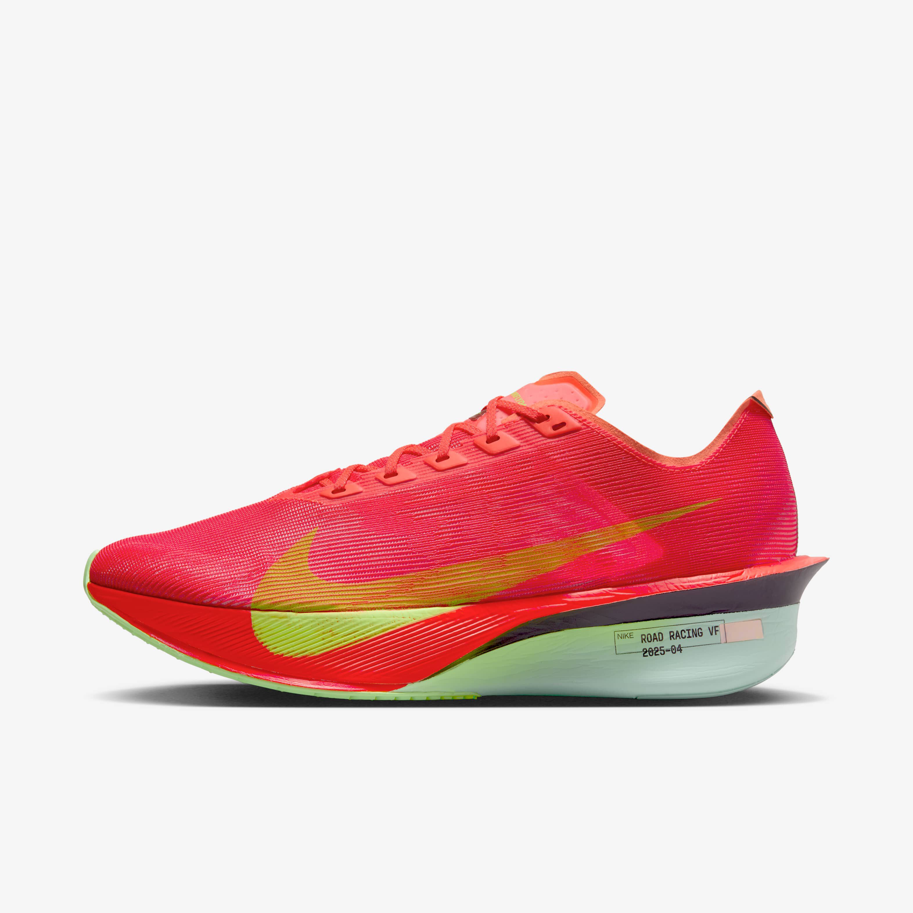 Nike Vaporfly 4 image number 0
