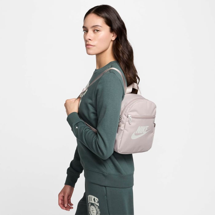 nike 6 0 backpack Utility Speed 2.0 NKFN4106 keys and cards Backpack Nike Elemal | Foot-Store