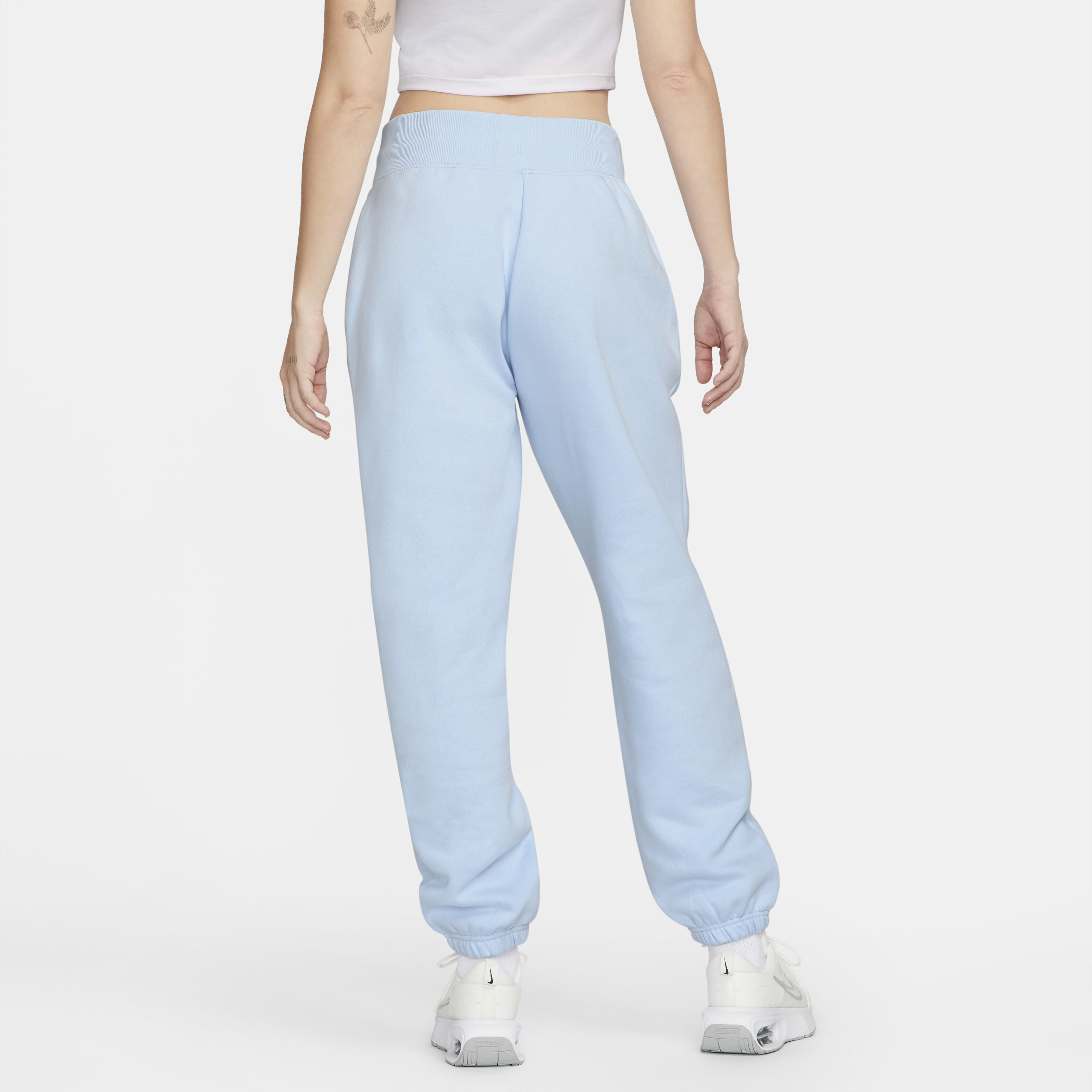 نايكي سبورتسوير فينيكس فليس image number 1