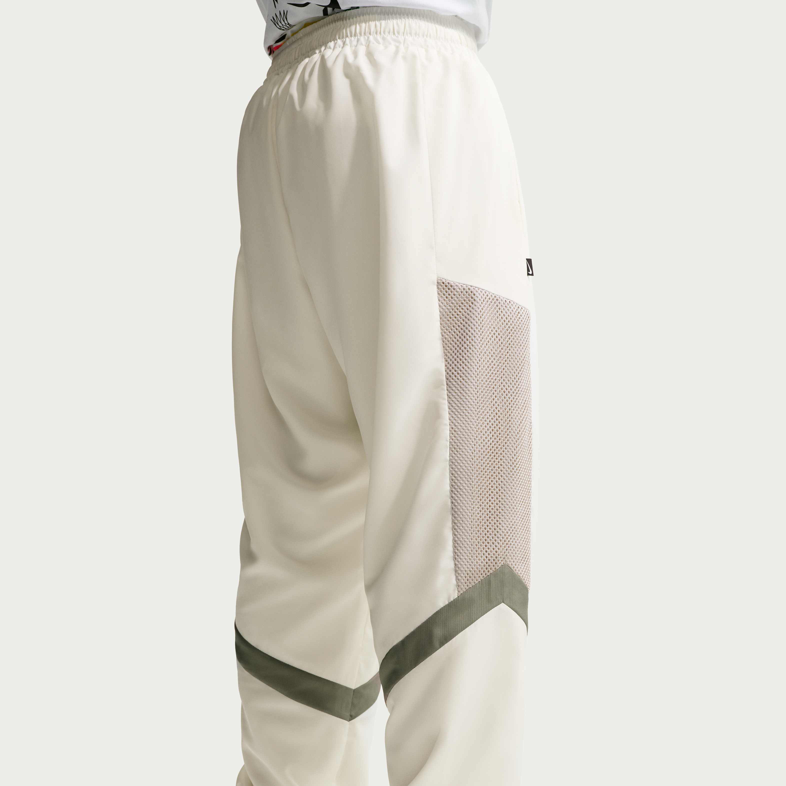 Nike Icon image number 2