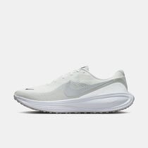 Nike Revolution 8