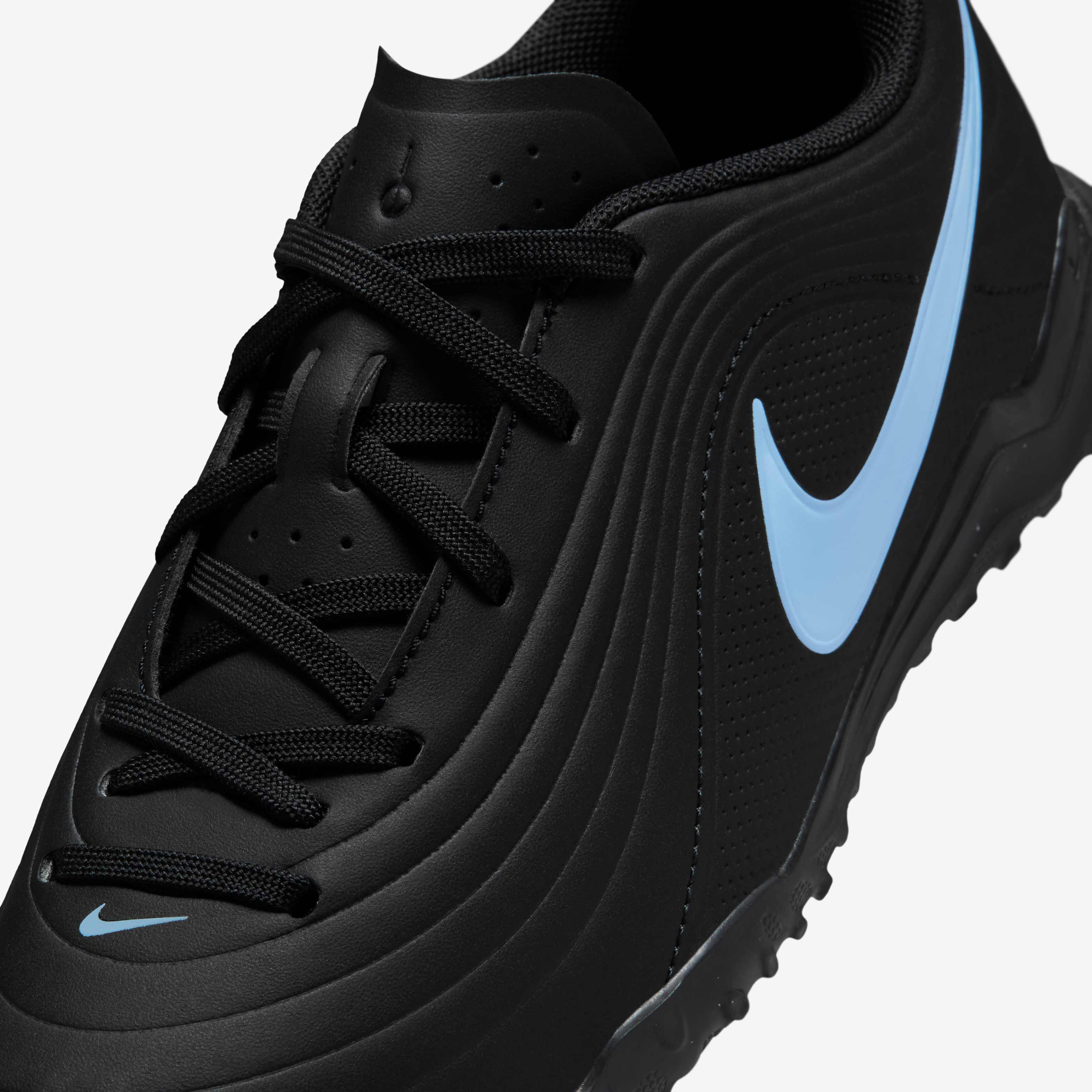 Nike Jr. Tiempo Maestro Club image number 6