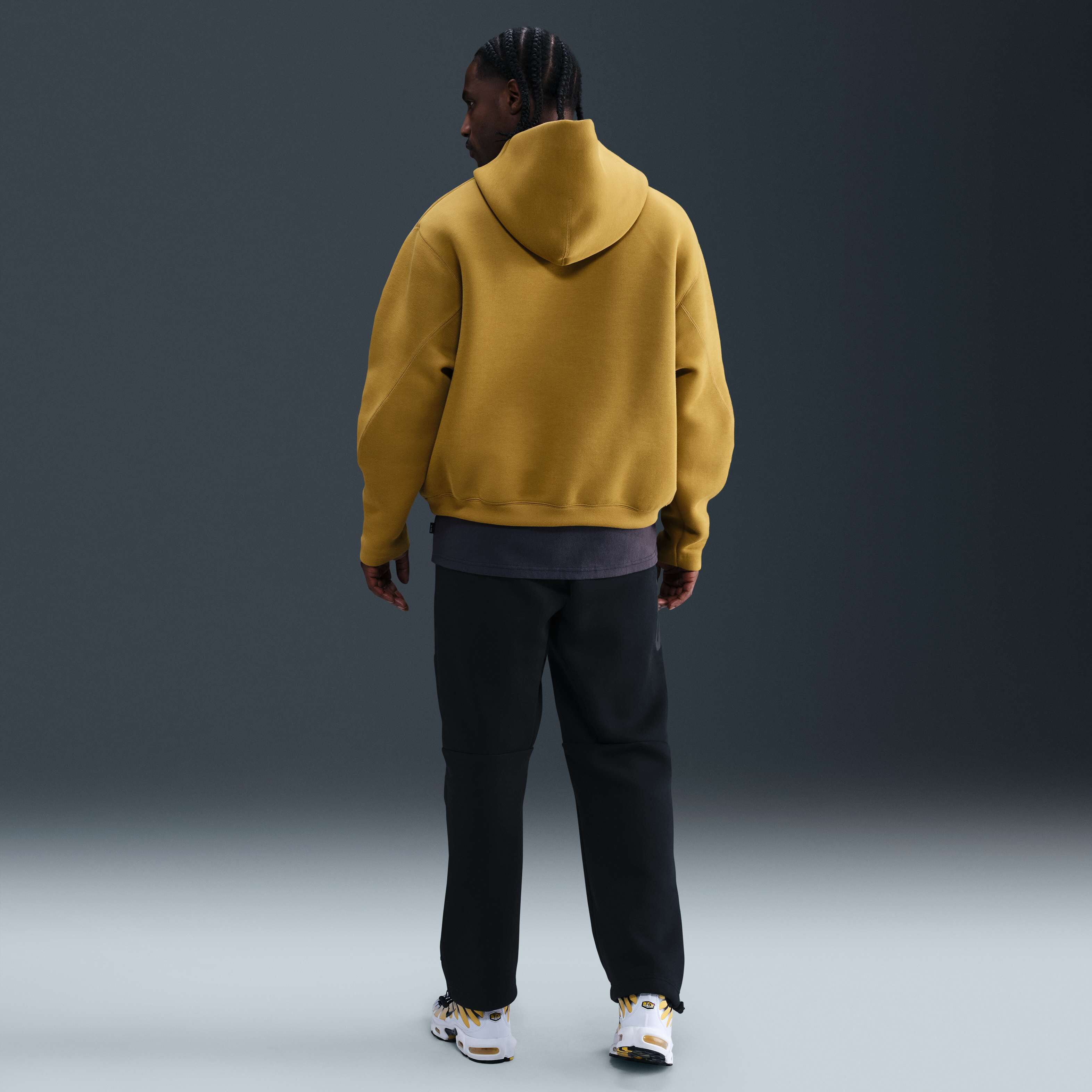 Nike Tech image number 3