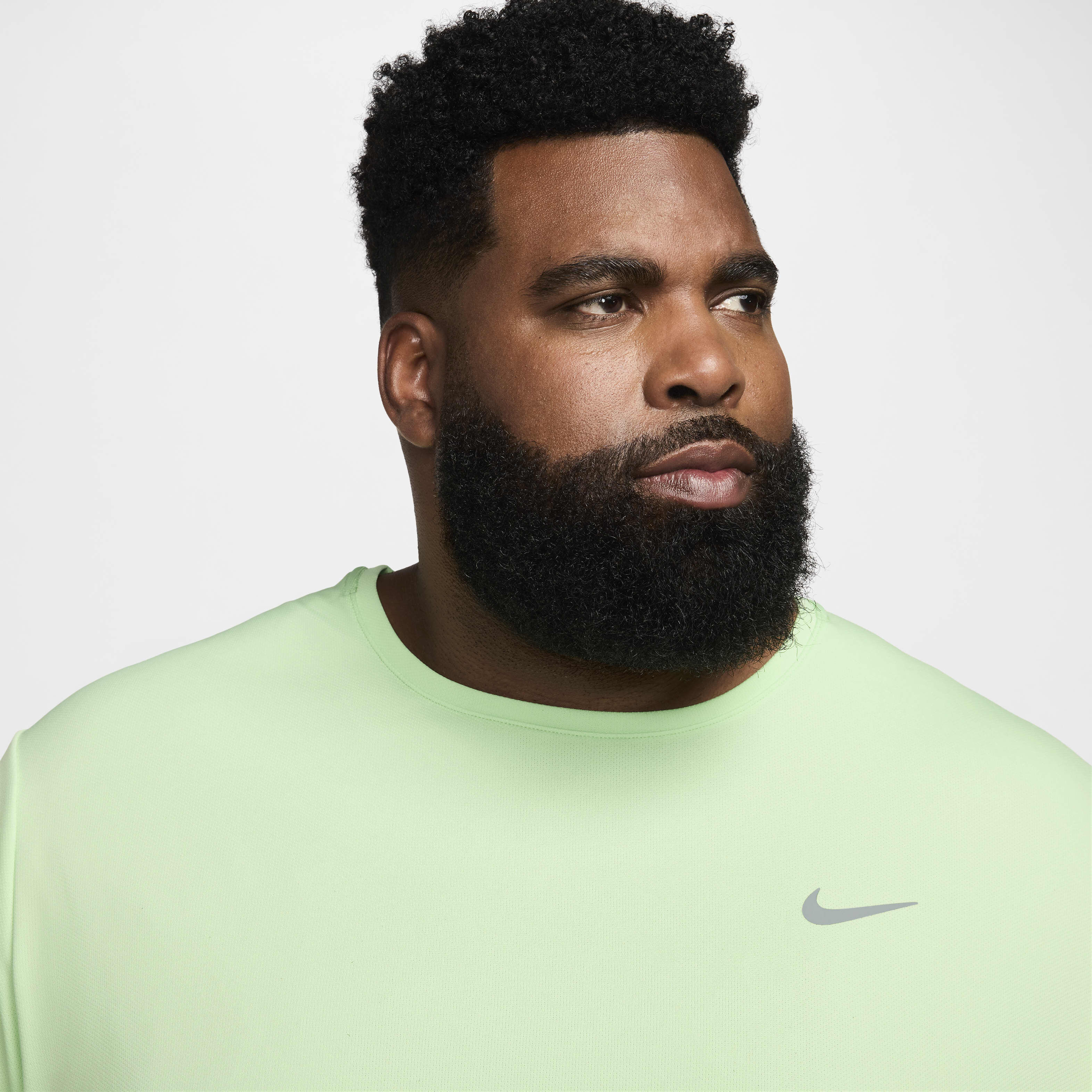 نايكي ميلر image number 8