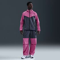 Nike Tech