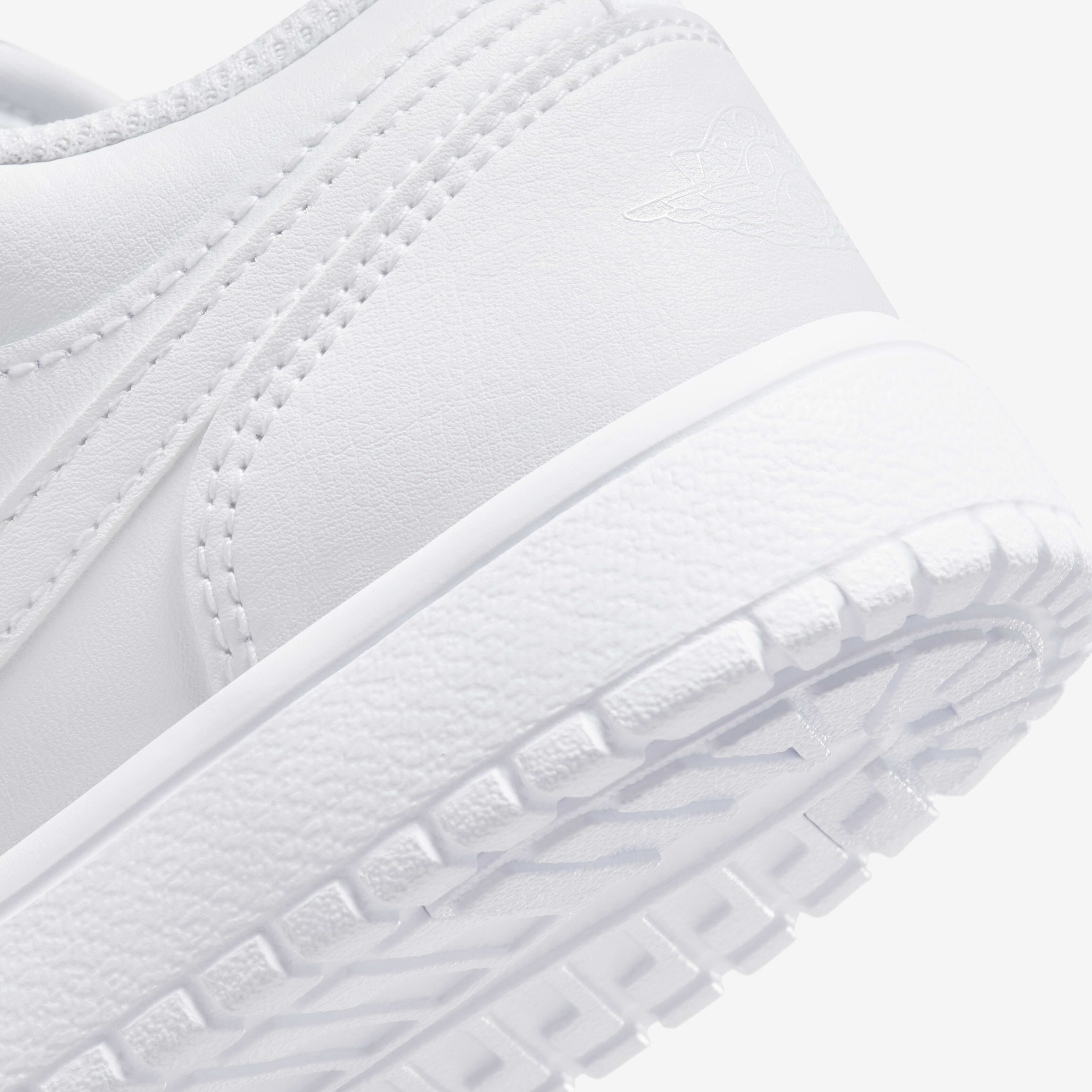 Jordan 1 Low Alt image number 7