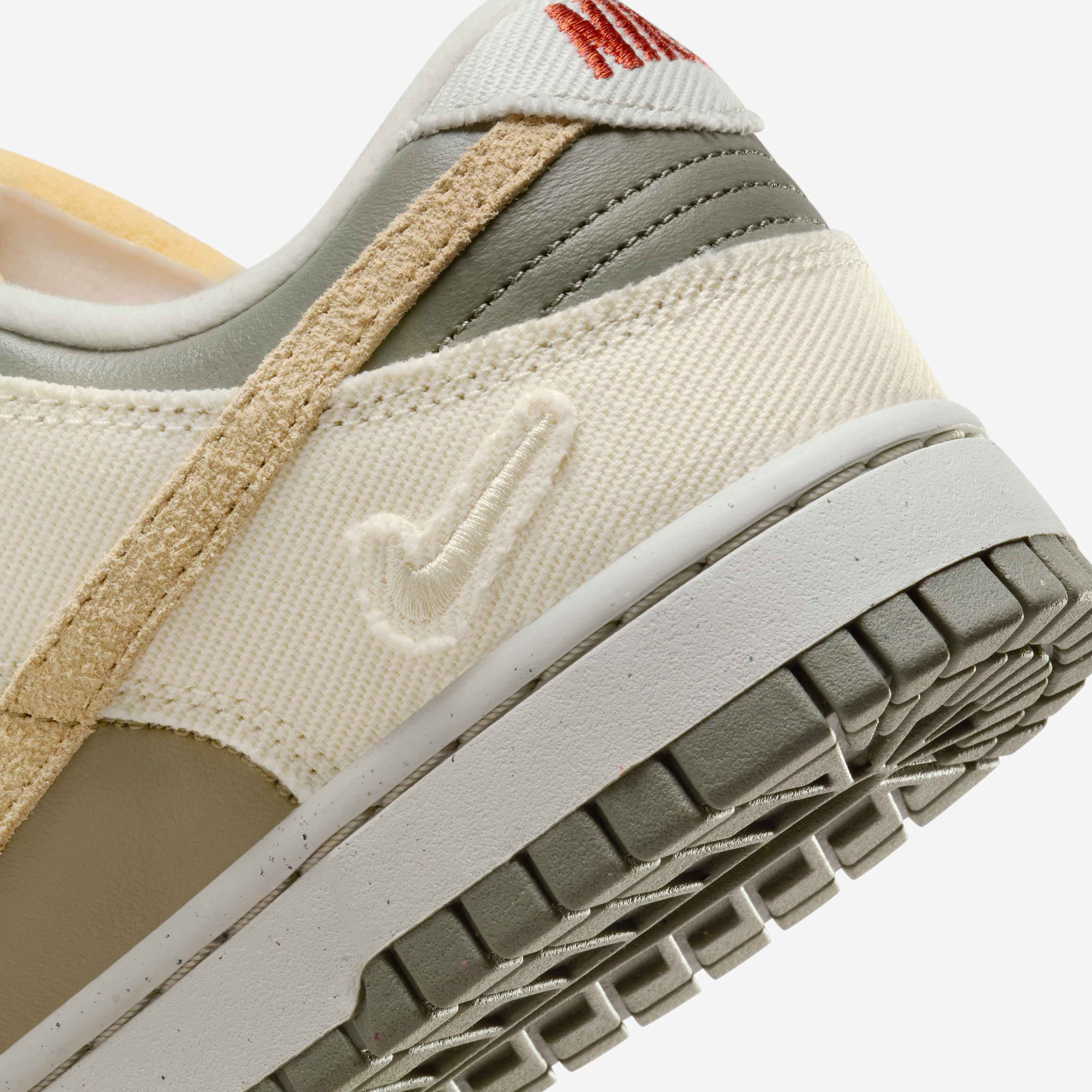 Nike Dunk Low image number 7