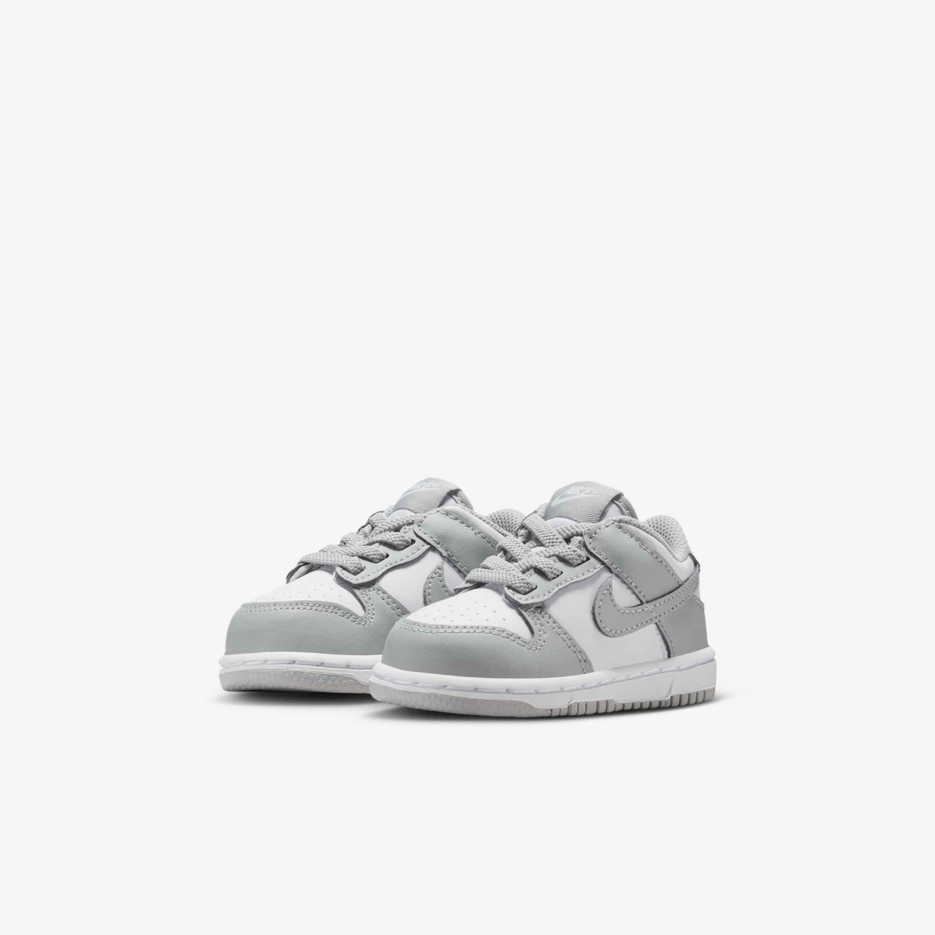 Nike Dunk Low image number 4
