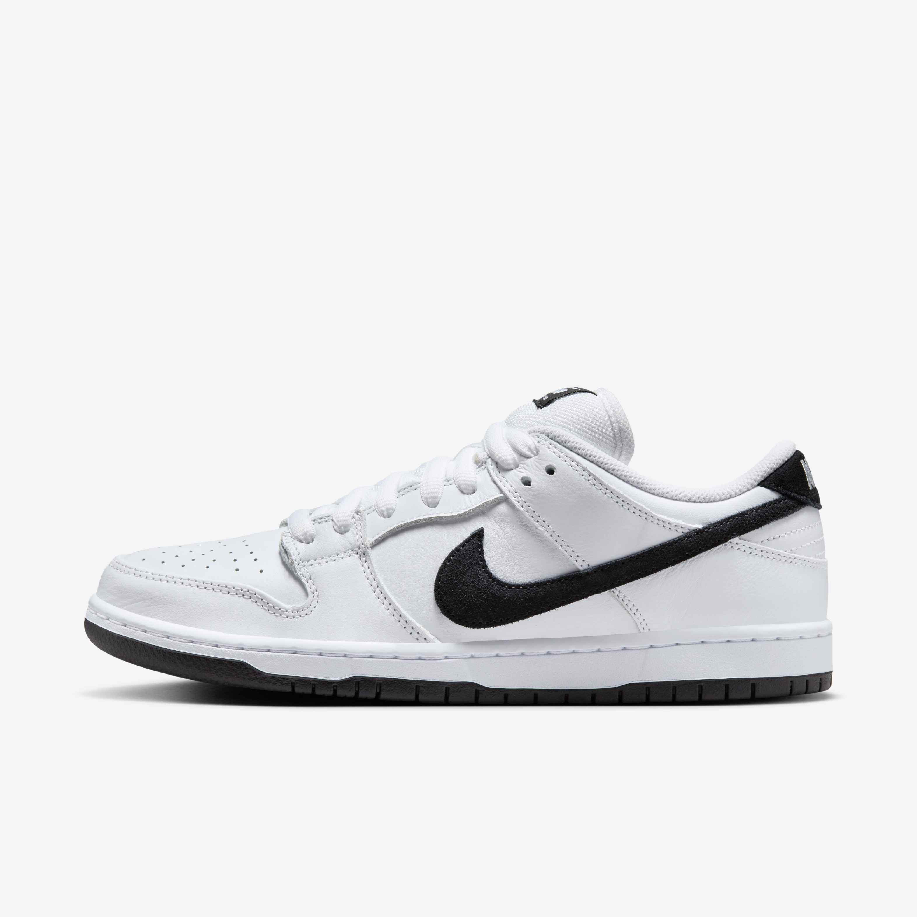 Nike SB Dunk Low Pro image number 0