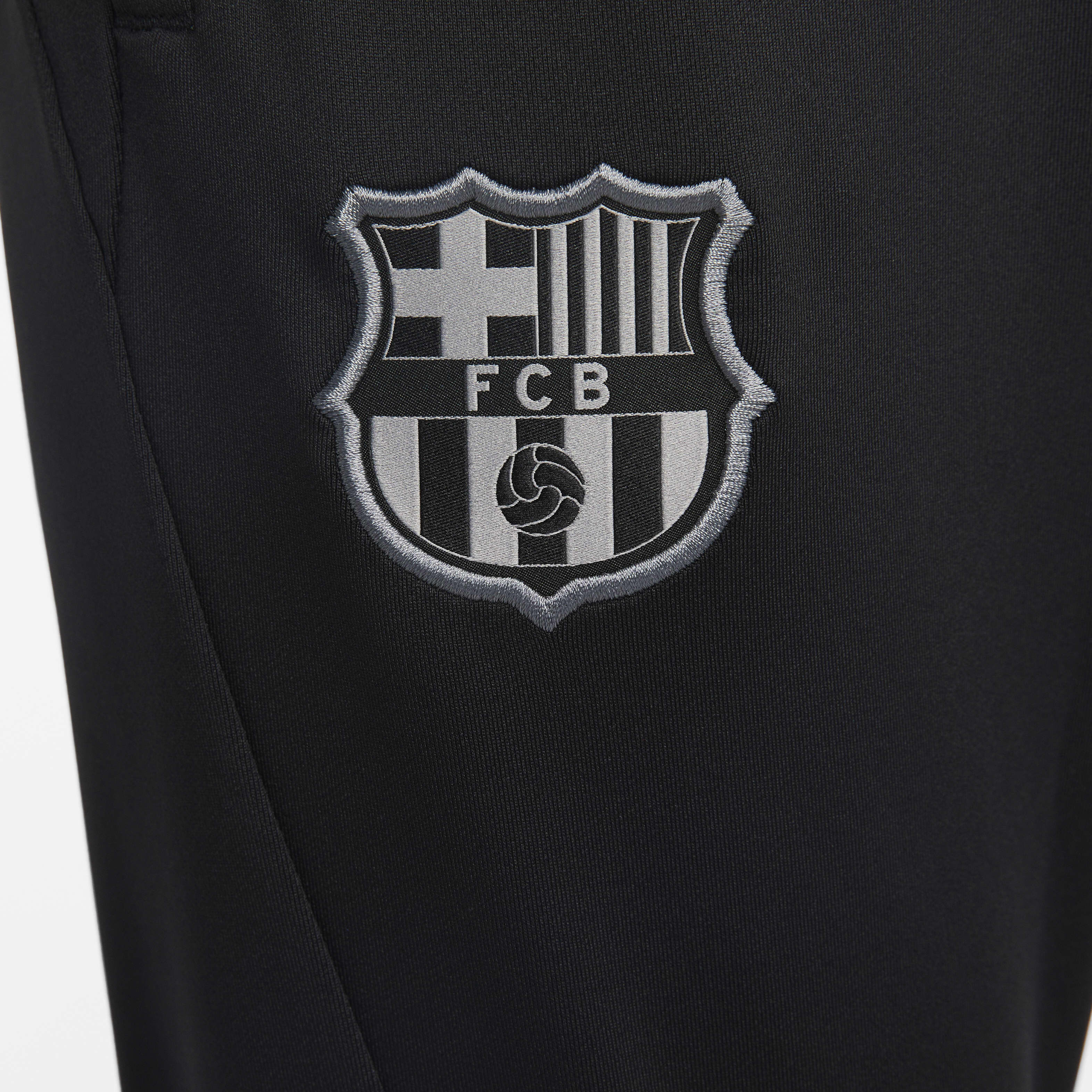 F.C. Barcelona Strike image number 3