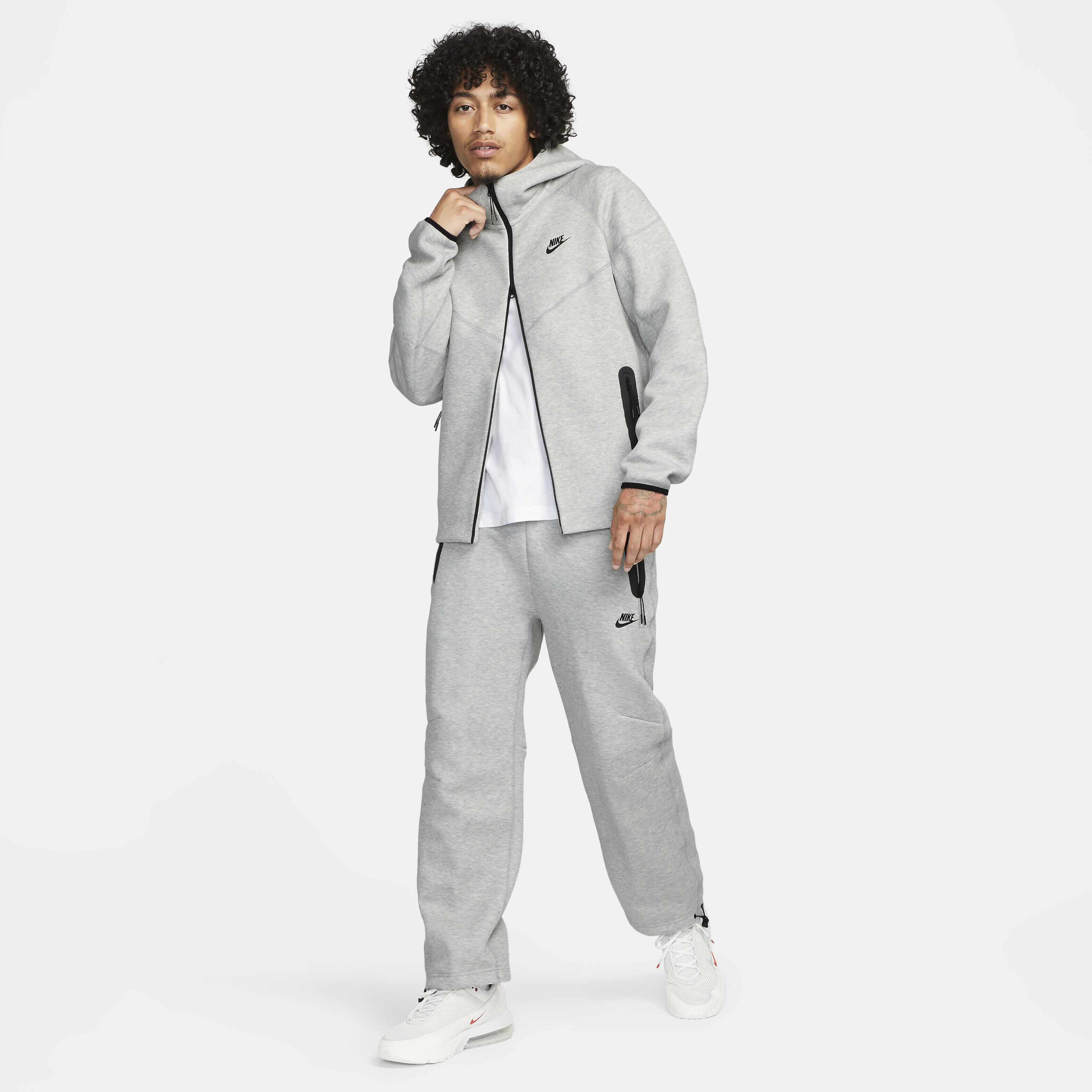 Nike Sportswear Tech Fleece image number 9