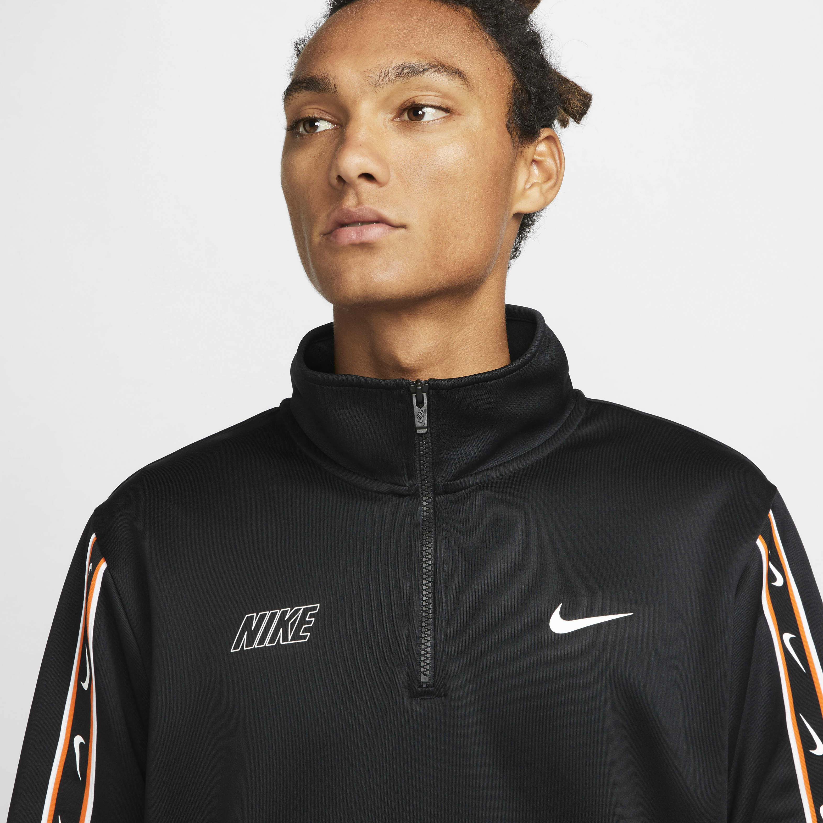 Nike Sportswear Repeat image number 2