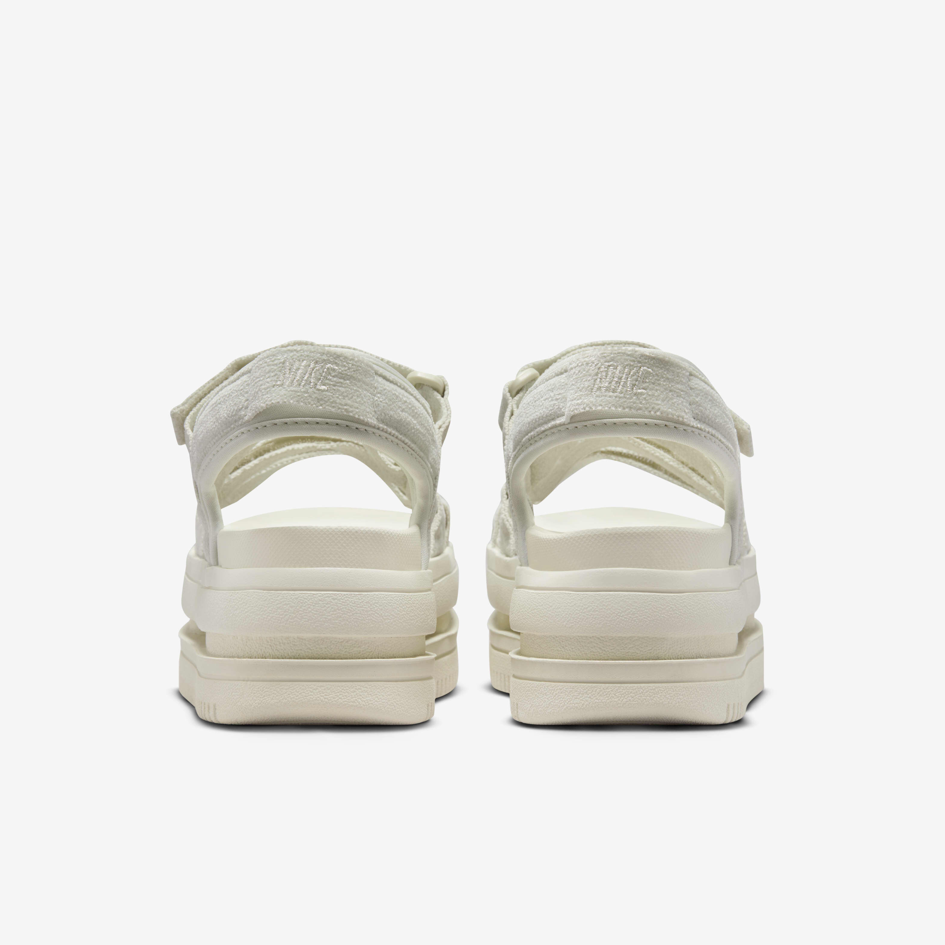 Buy Nike Icon Classic SE Women s Sandals Nike Kuwait Official