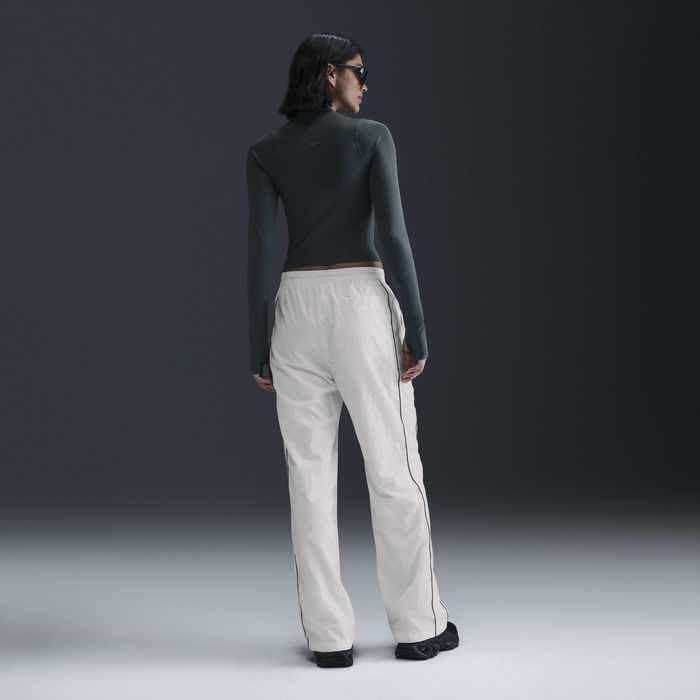 Nike Windrunner image number 3 Nike Windrunner image number 3