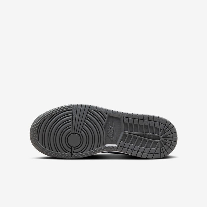 اير جوردن 1 ميد image number 1 اير جوردن 1 ميد image number 1